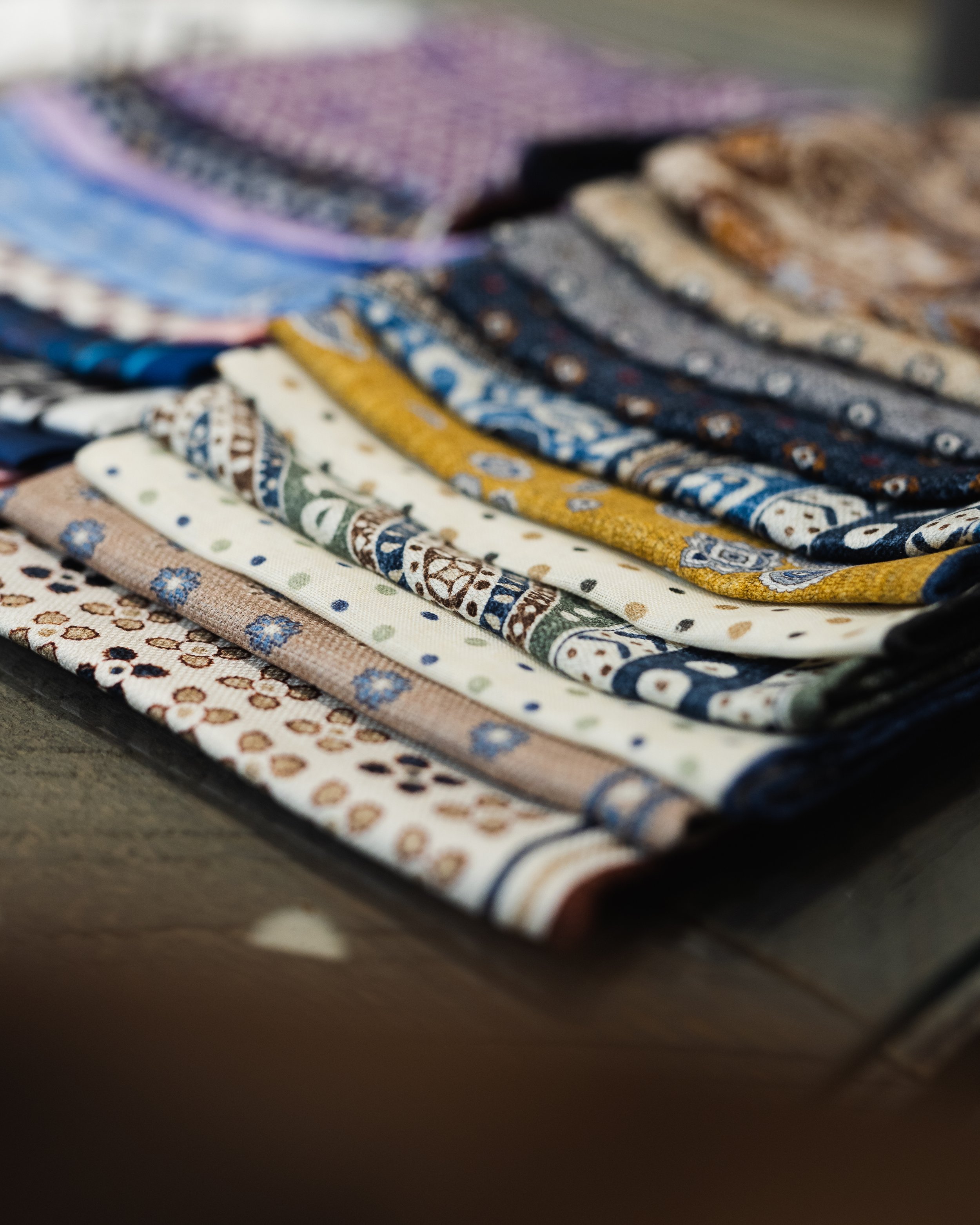 POCKET SQUARES