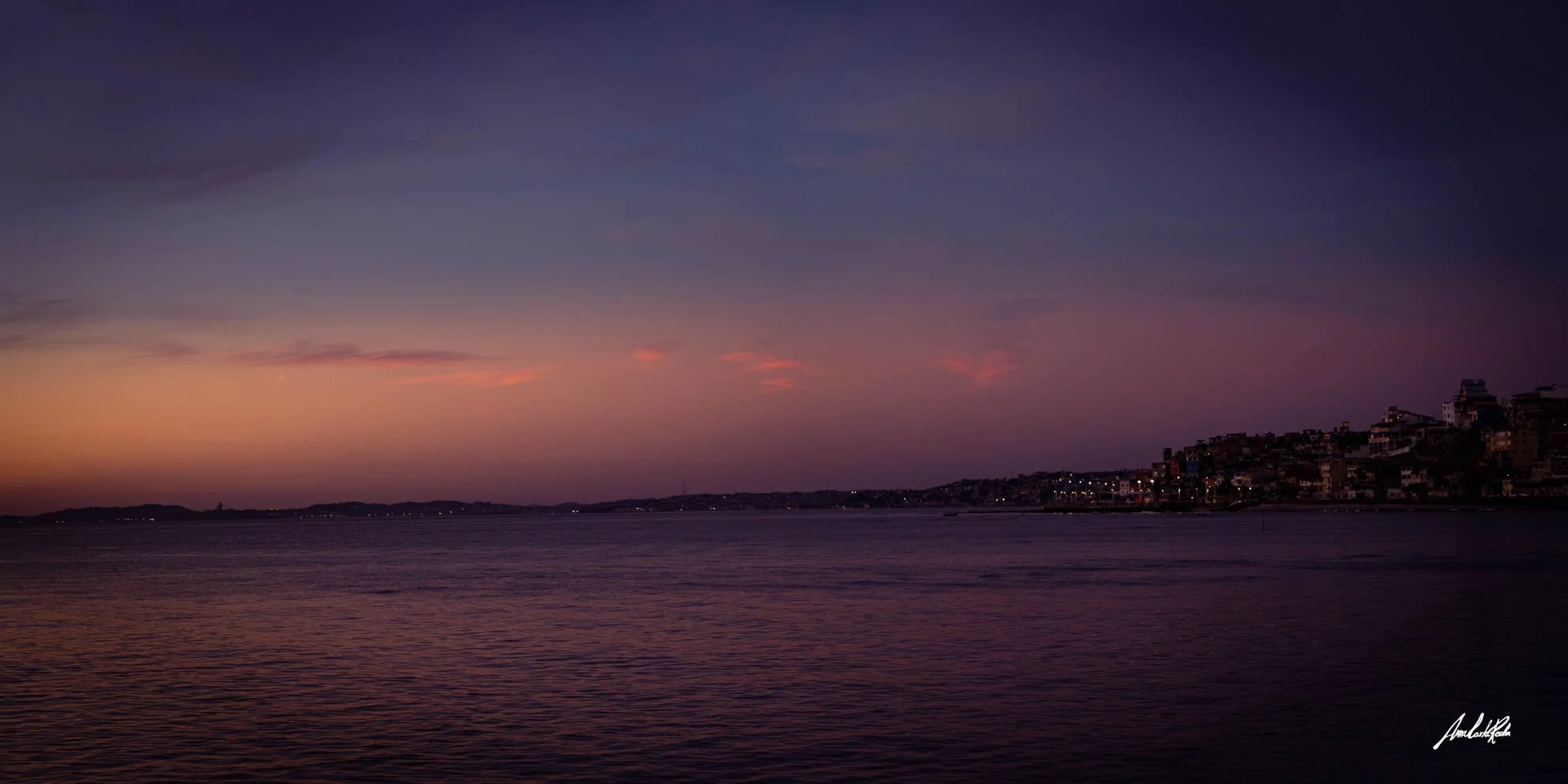 Entardecer na ponta do Humaitá