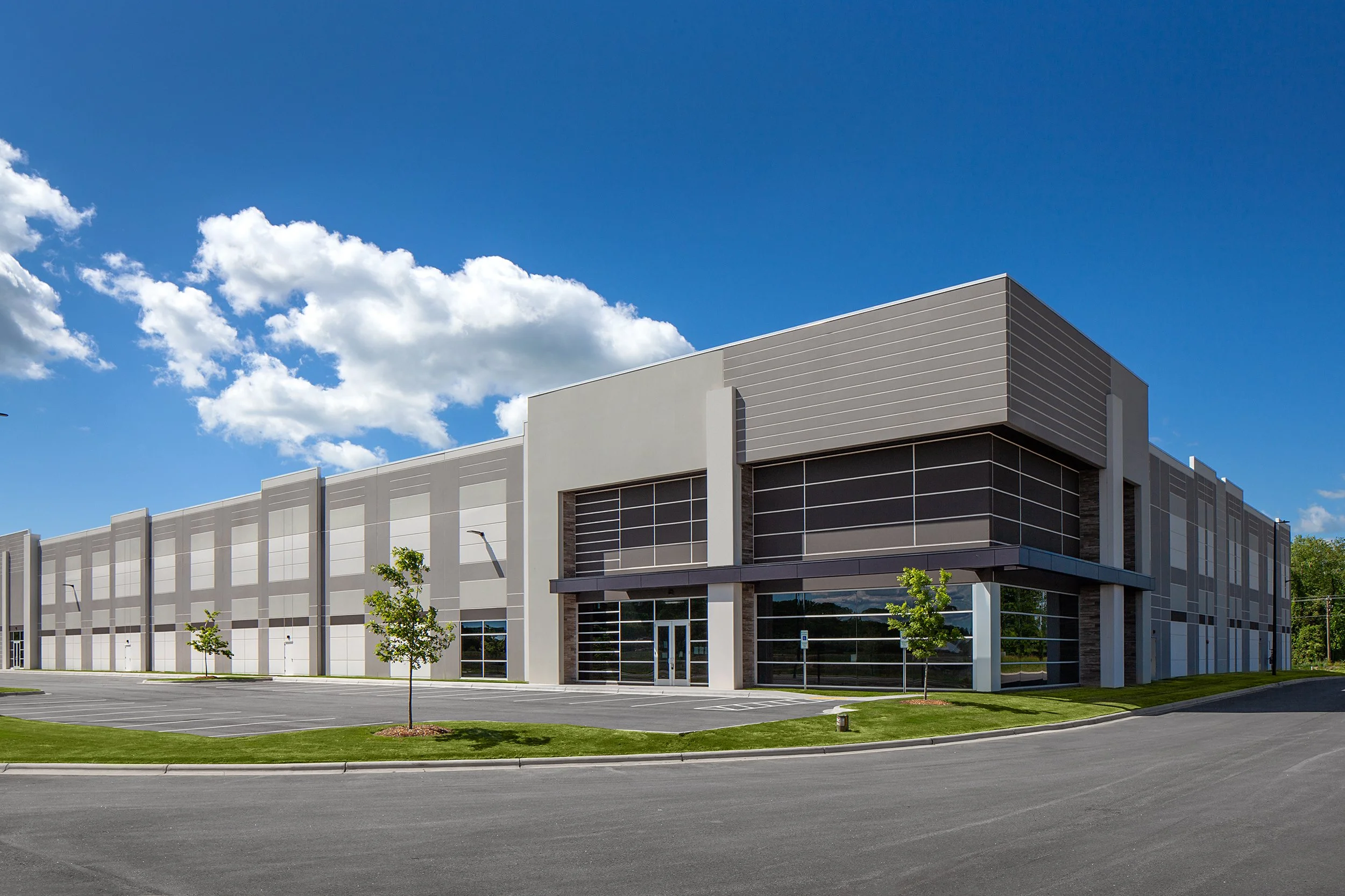 Blue_Ridge_Commerce_Center_1043.jpg