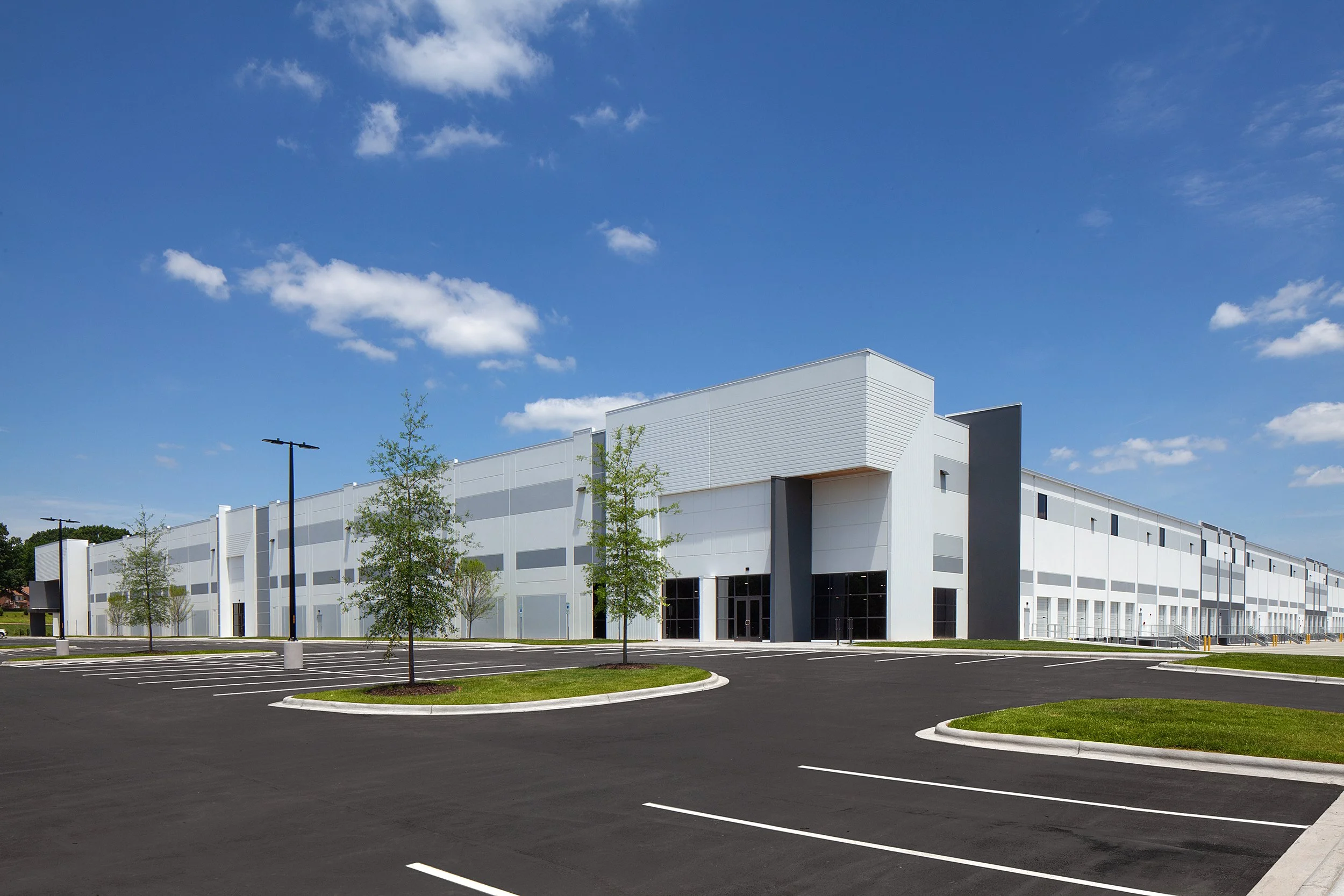 Oak_Commerce_Center_0330.1.jpg