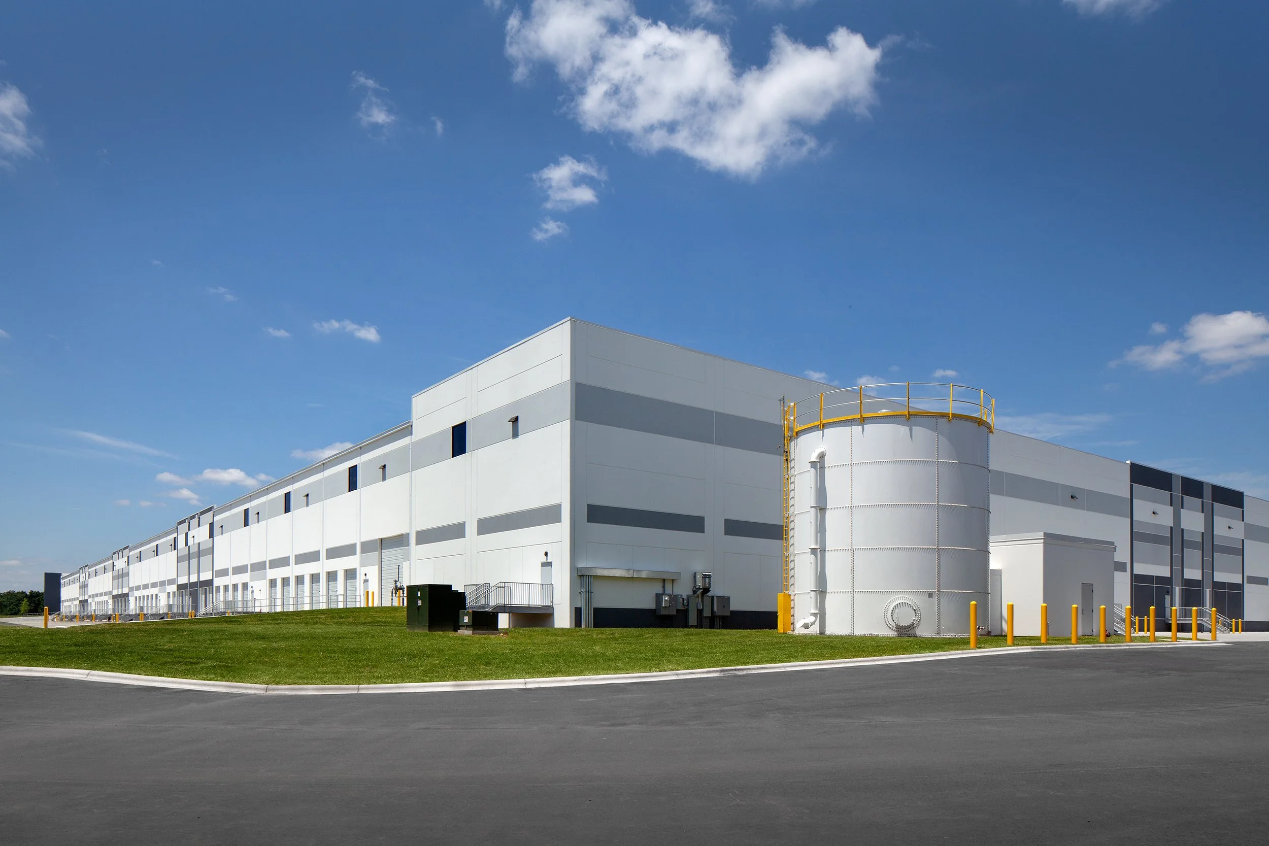 Oak Commerce Center_0257.jpg