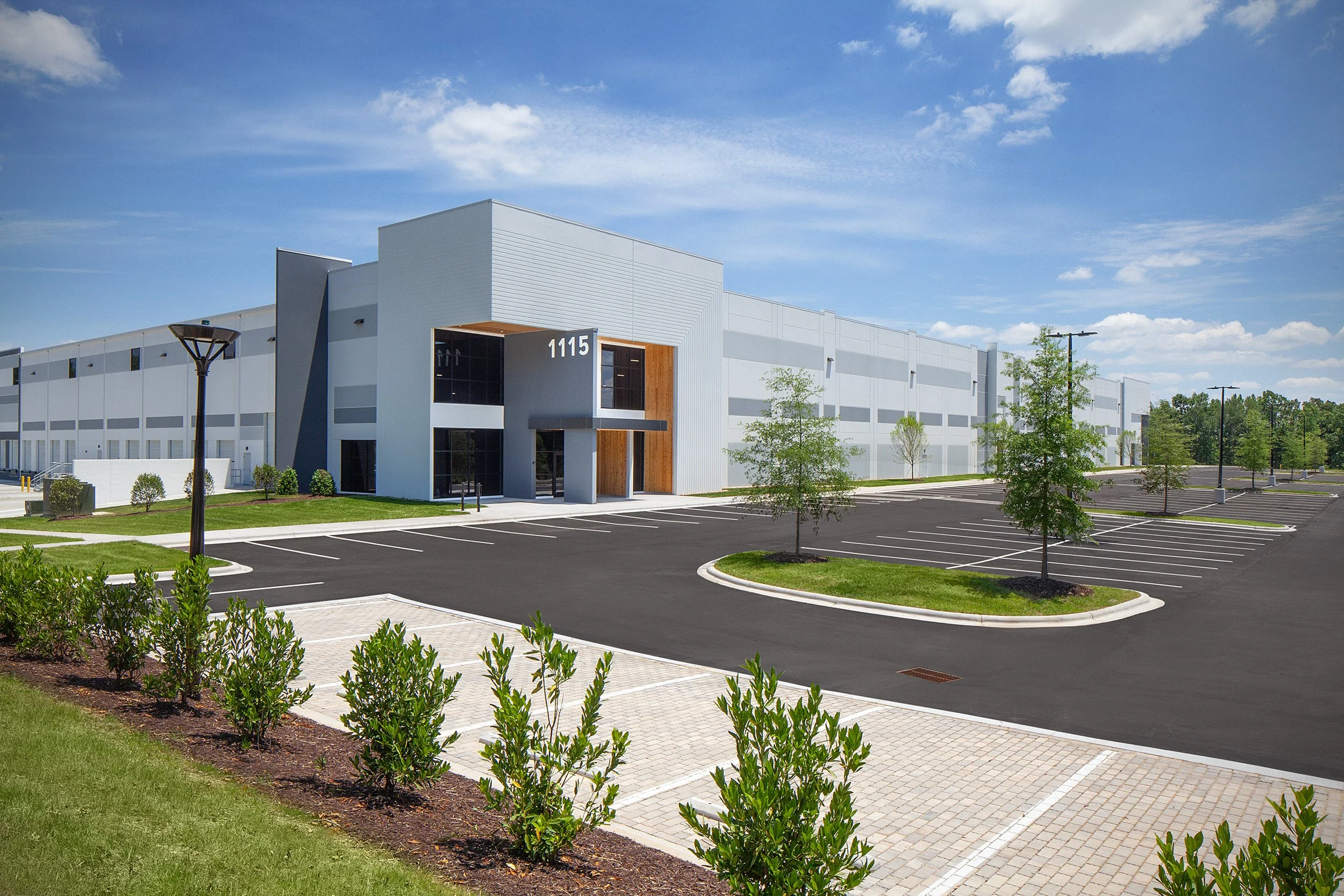 Oak_Commerce_Center_0461.3.jpg