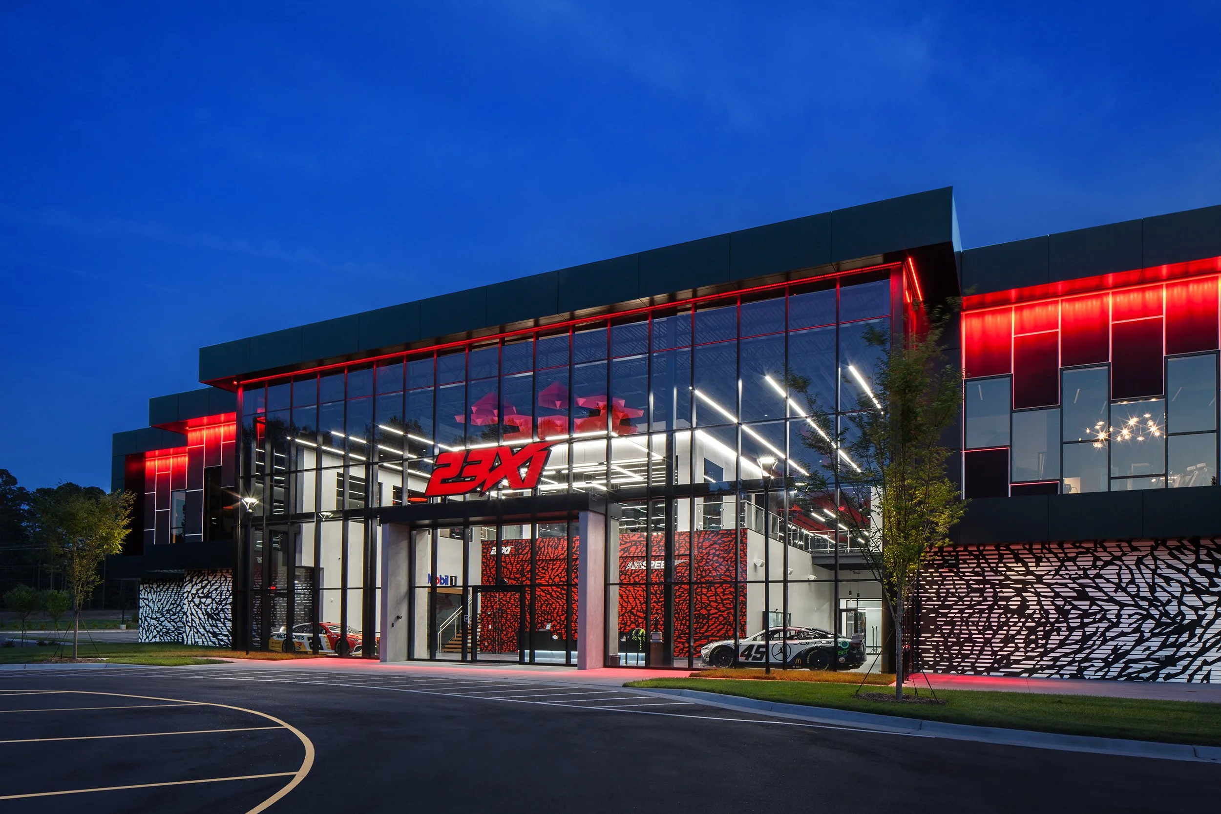 Exterior_0803.jpg