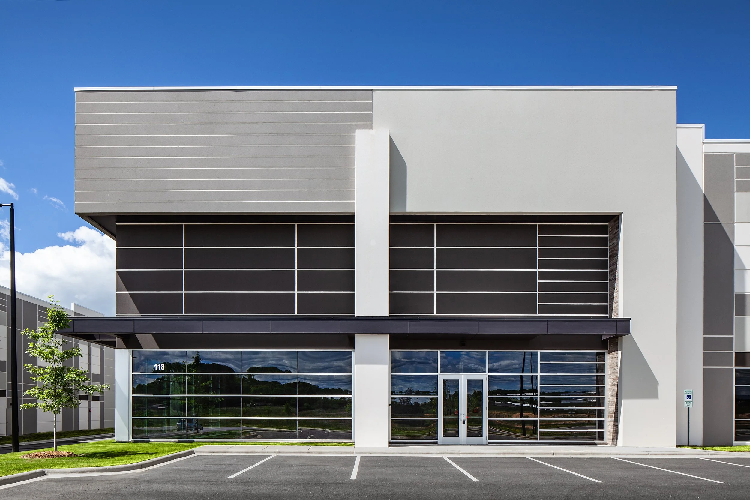 Blue_Ridge_Commerce_Center_1011.jpg