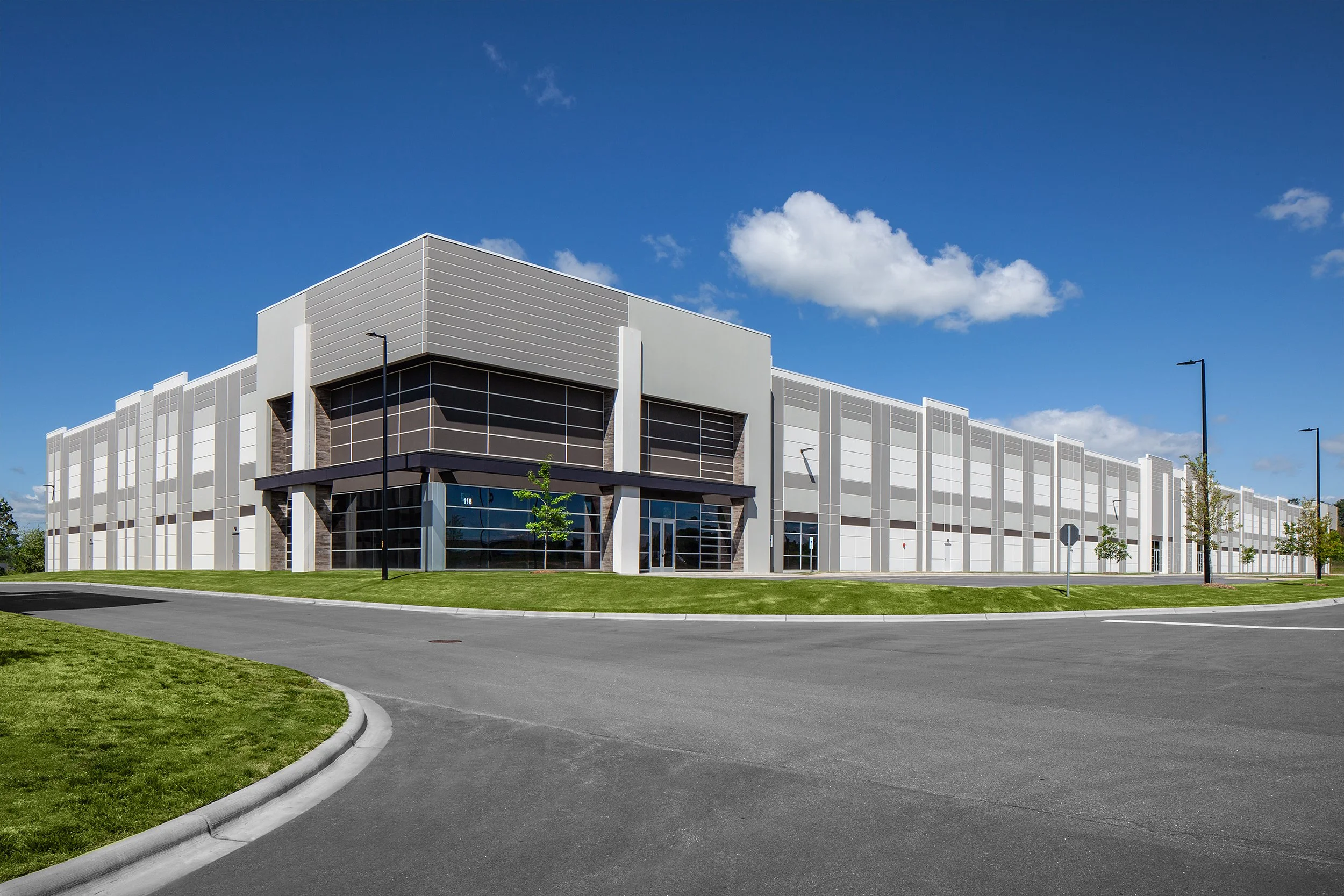 Blue_Ridge_Commerce_Center_1010.jpg
