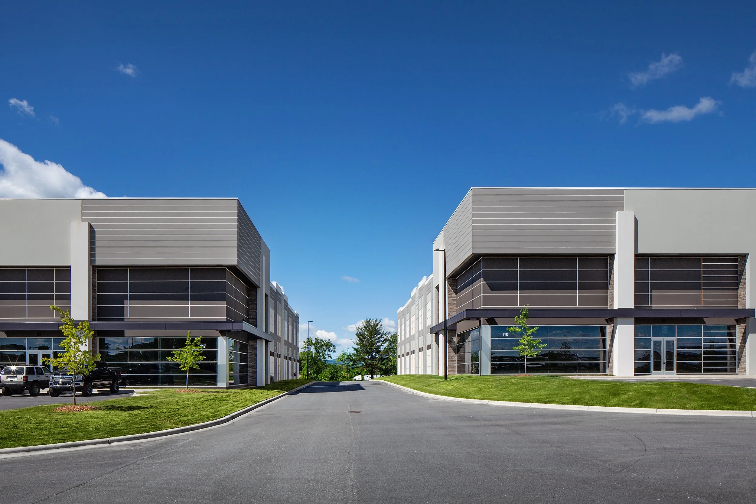 Blue_Ridge_Commerce_Center_1016.jpg