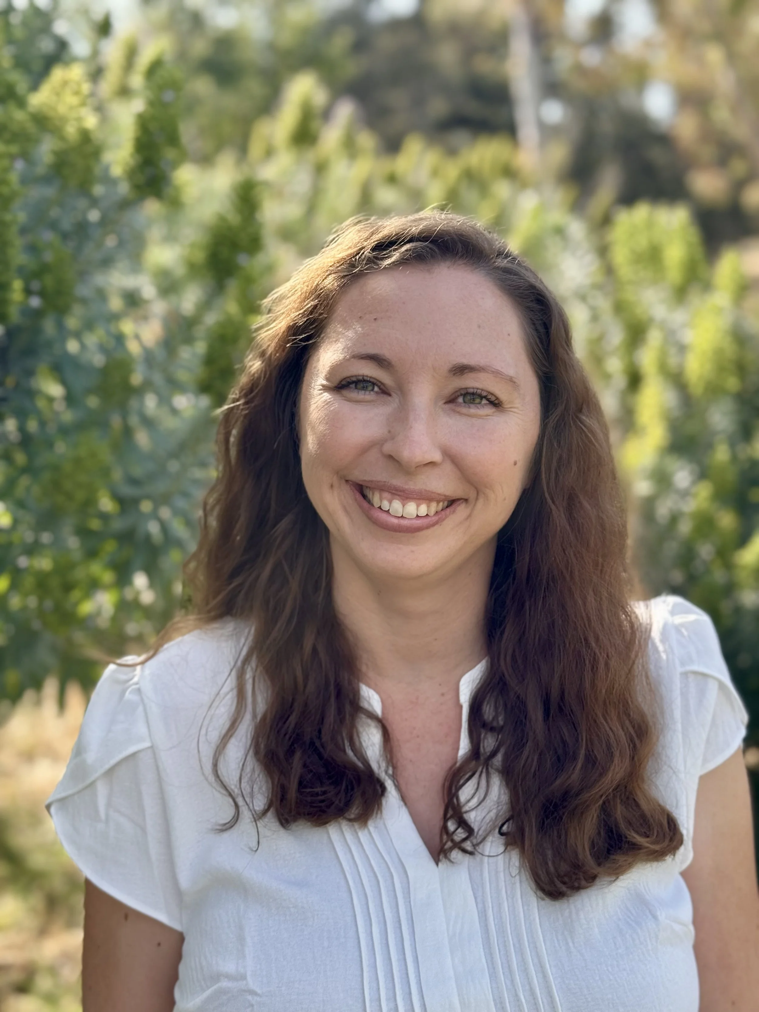 Caroline Prouvost California Psychologist offering online therapy for anxiety, OCD, PTSD and chronic pain through the use of Cognitive Behavioral Therapy, Acceptance and Commitment therapy, Exposure and Response Prevention, & Mindful Self-Compassion