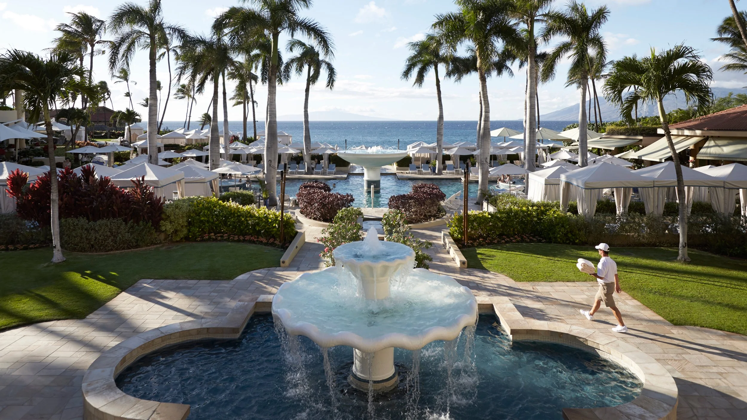 MAU_1667_3840x2160 - pool view.jpg