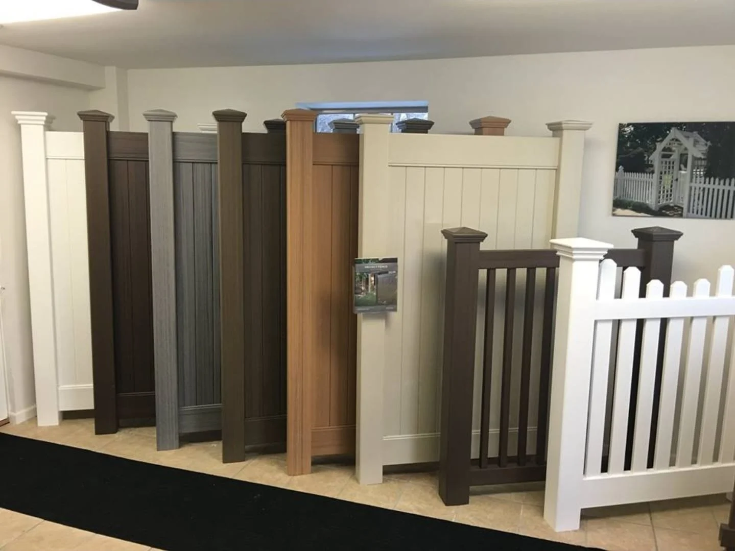 Vinyl Fencing: Custom Style Options