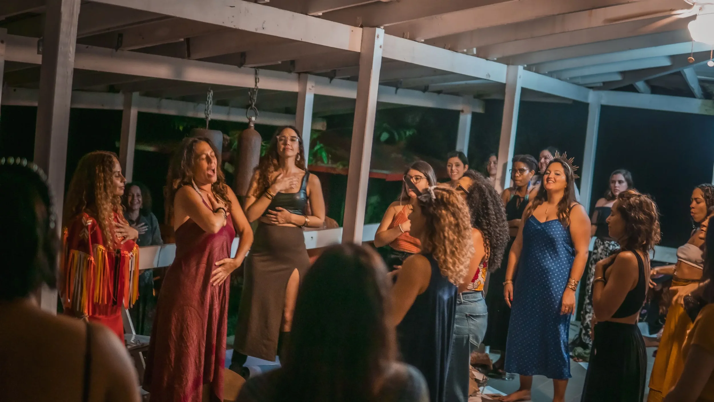 Ceremonias de cacao y círculos de canto