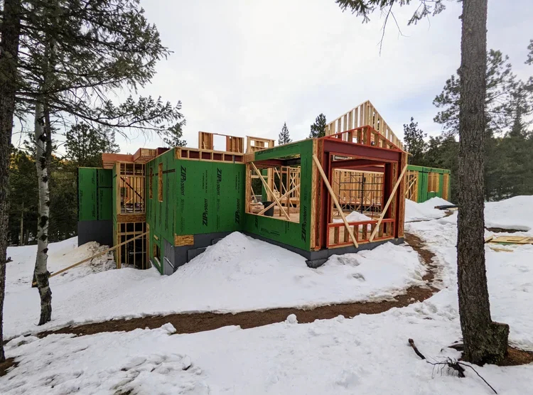 Avalancheranch3.webp