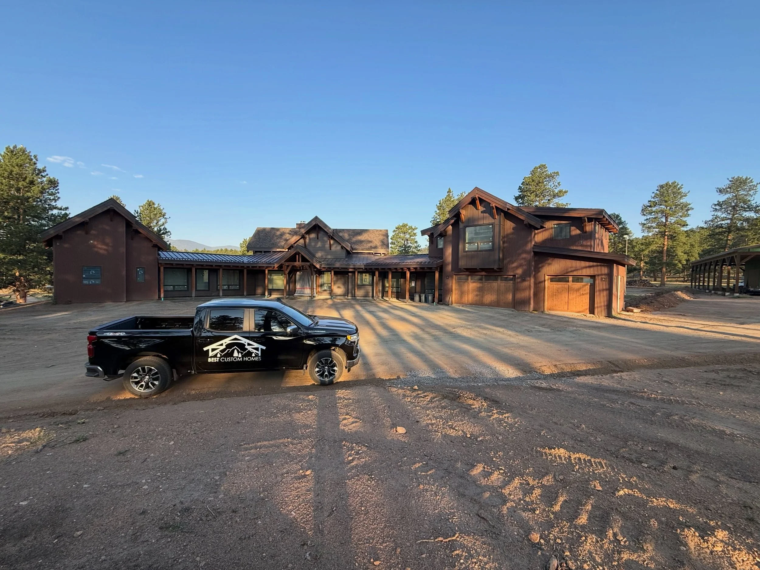 Berrien Ranch is looking clean, we are in full swing with interiors. This textbook project is organized inside and out. It&rsquo;s amazing what happens when experience meets order of operations. Building can be fun!! #timberhome #architecture #constr