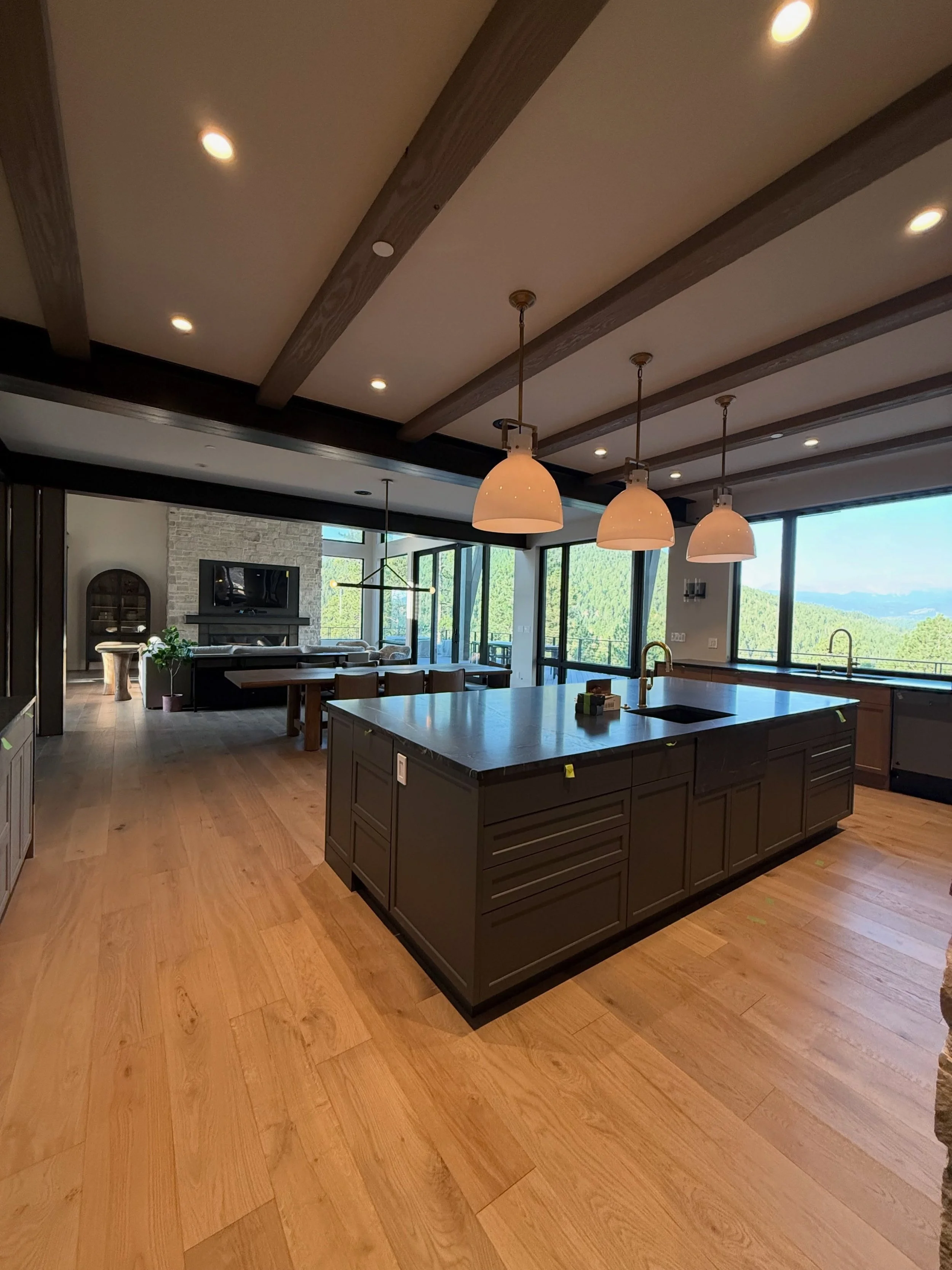 Welcome to Blue Sky Valley&rsquo;s kitchen.  With the Holiday&rsquo;s insight you can almost hear the laughter and smell the food.  Oh and don&rsquo;t worry custom fire sprinkler trims are in the way for those beams :) #kitchen #design #luxurylifesty