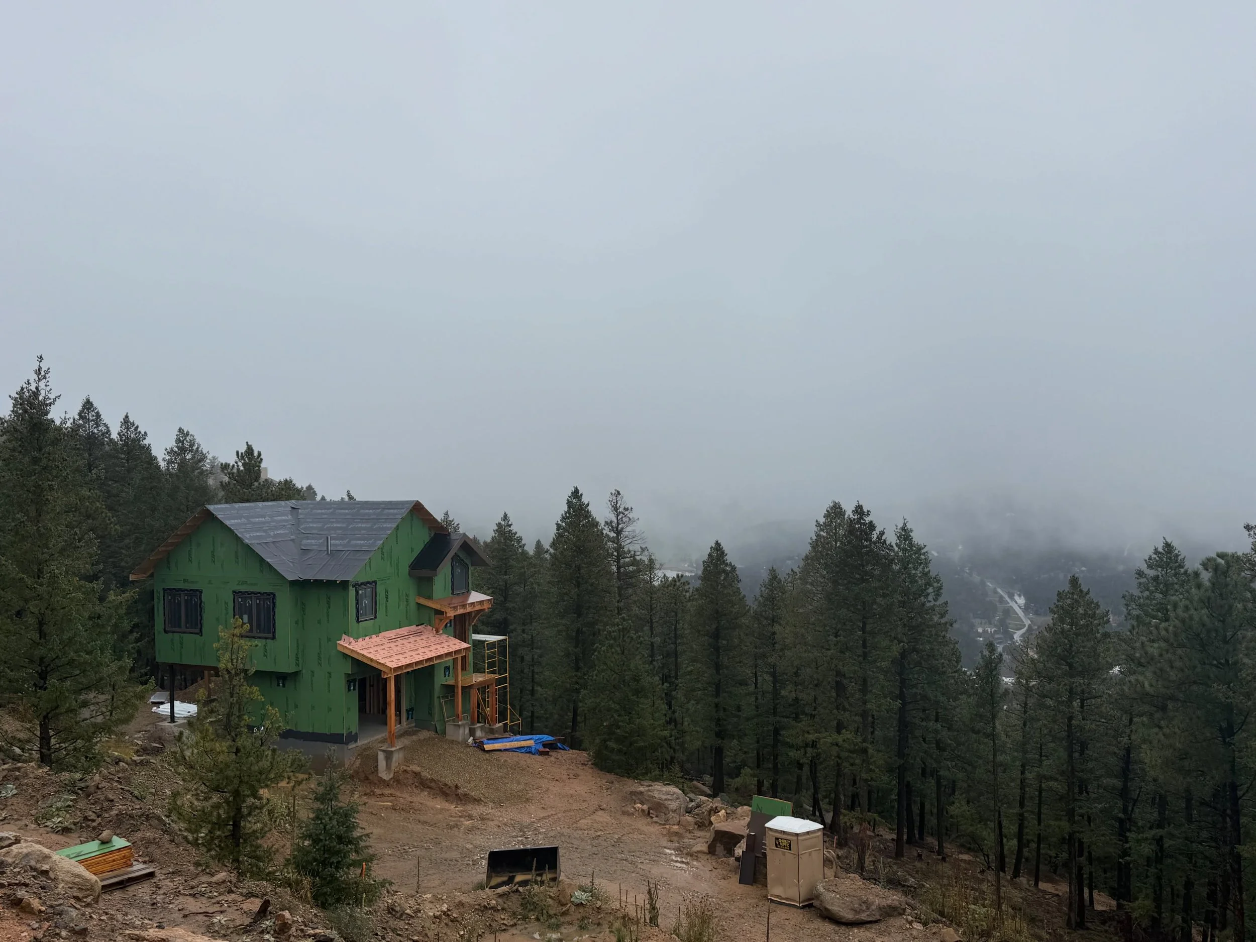 A small footprint with a spectacular outlook. 🏔️

This Accessory Dwelling Unit (ADU) in Evergreen, Colorado is taking shape among the pines, perched high above the valley with incredible views toward Mount Blue Sky and the Rocky Mountains.

Designed