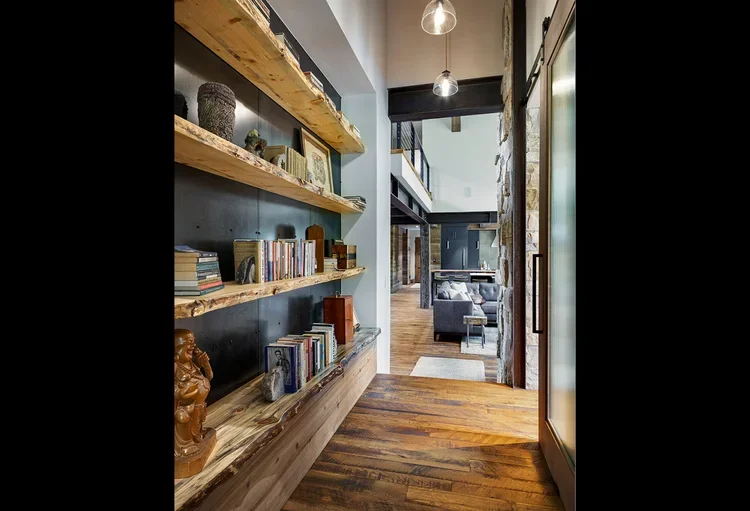 HBR+Hallway.jpg.webp
