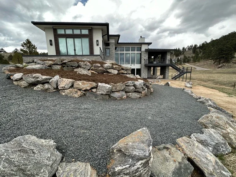 Modern Meadow Manor | CO