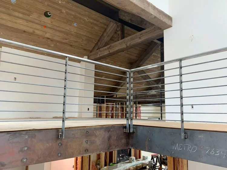 railing.webp