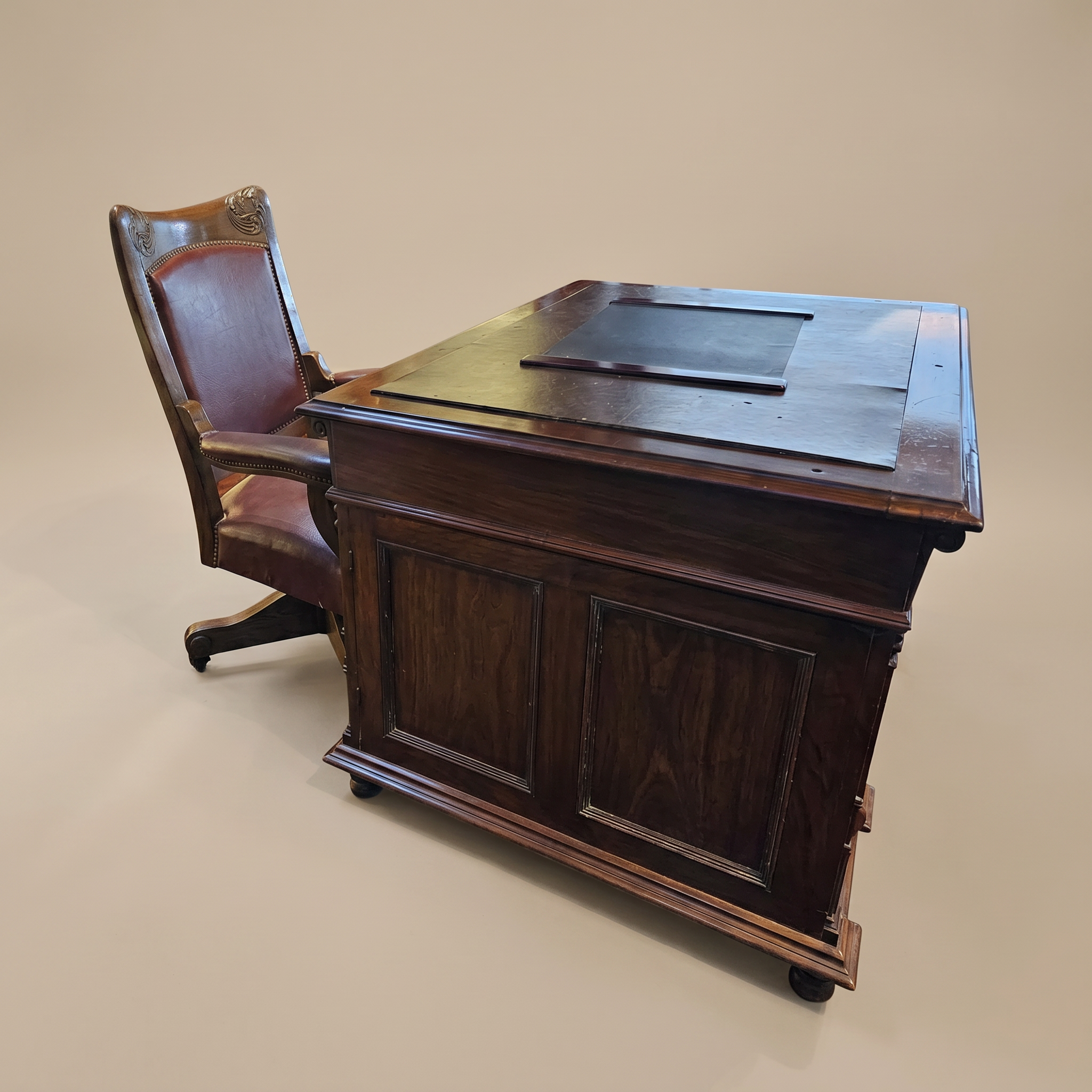 9TH CENTURY SPANISH BAROQUE STYLE DESK