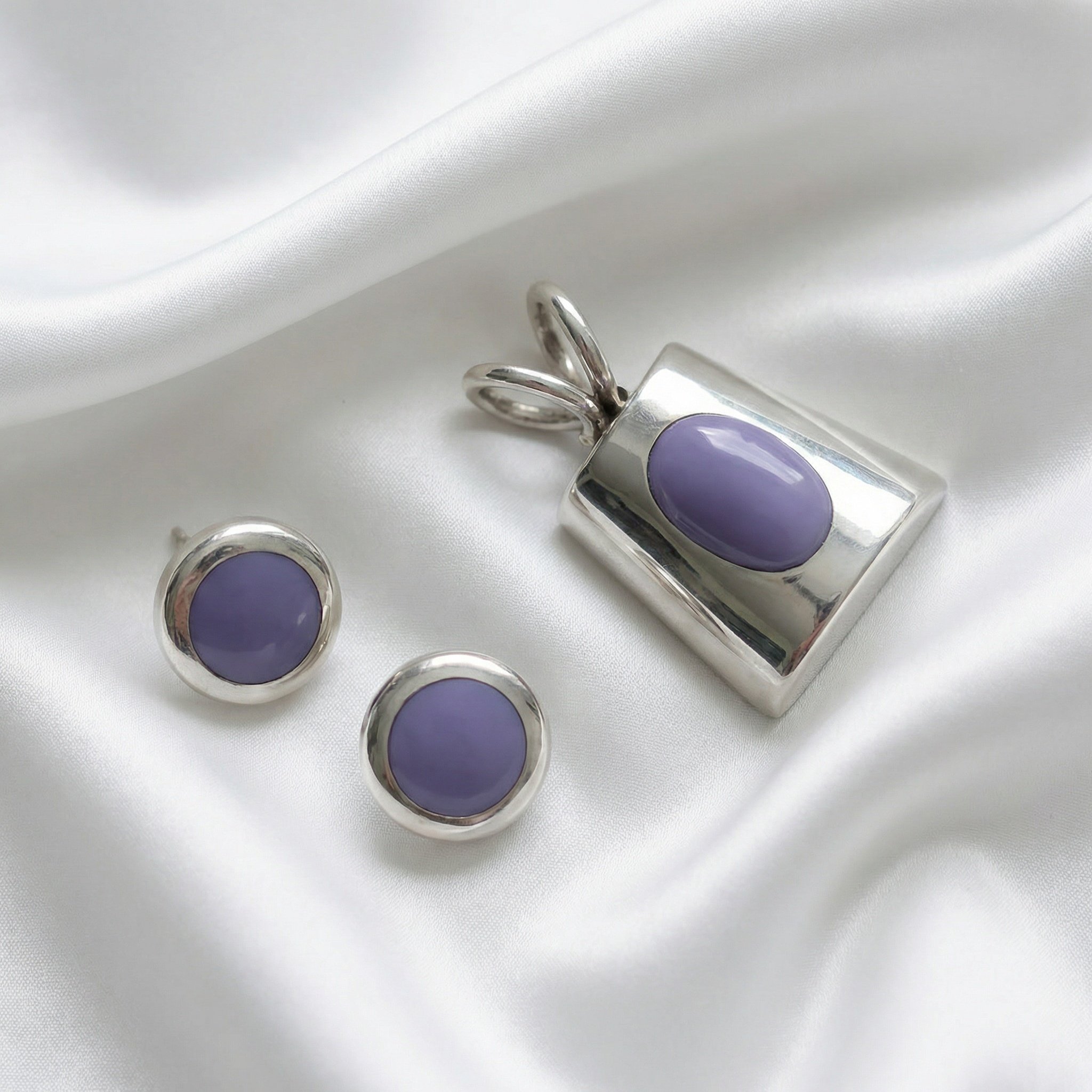 Lavender Cabochon Minimal Set