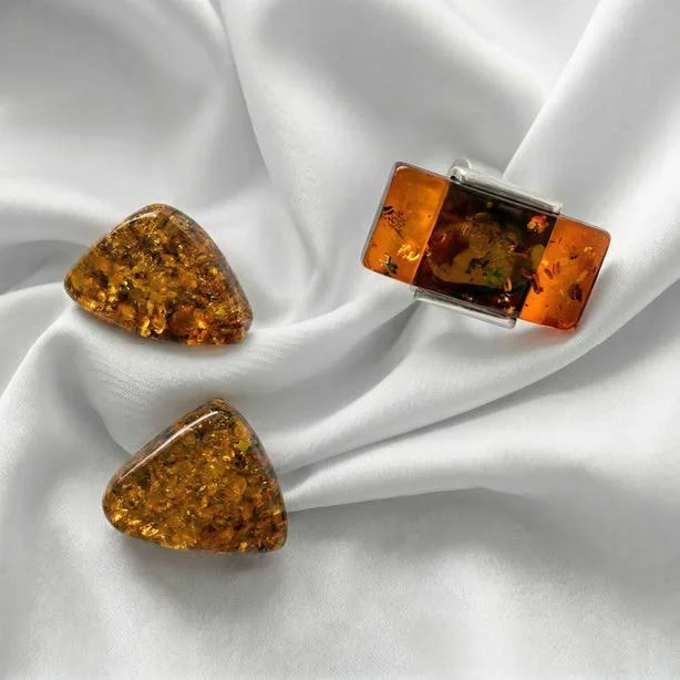 Sculptural Amber Set