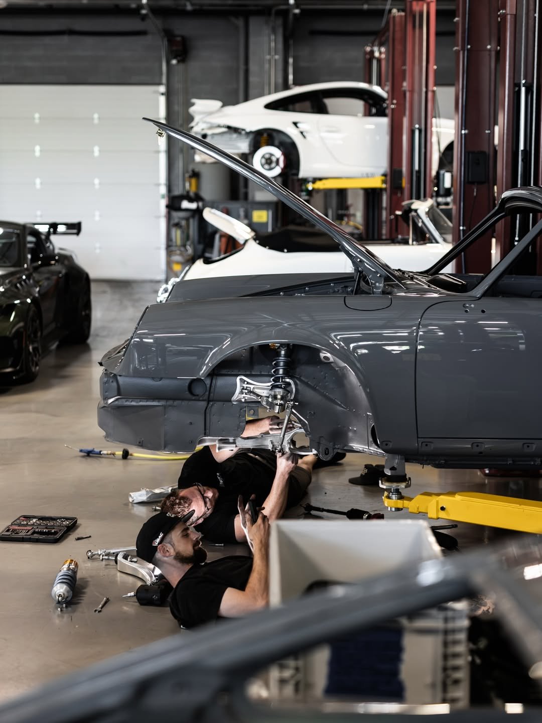 964 Double wishbone Install - OTTO x Scarbo Technik.jpg