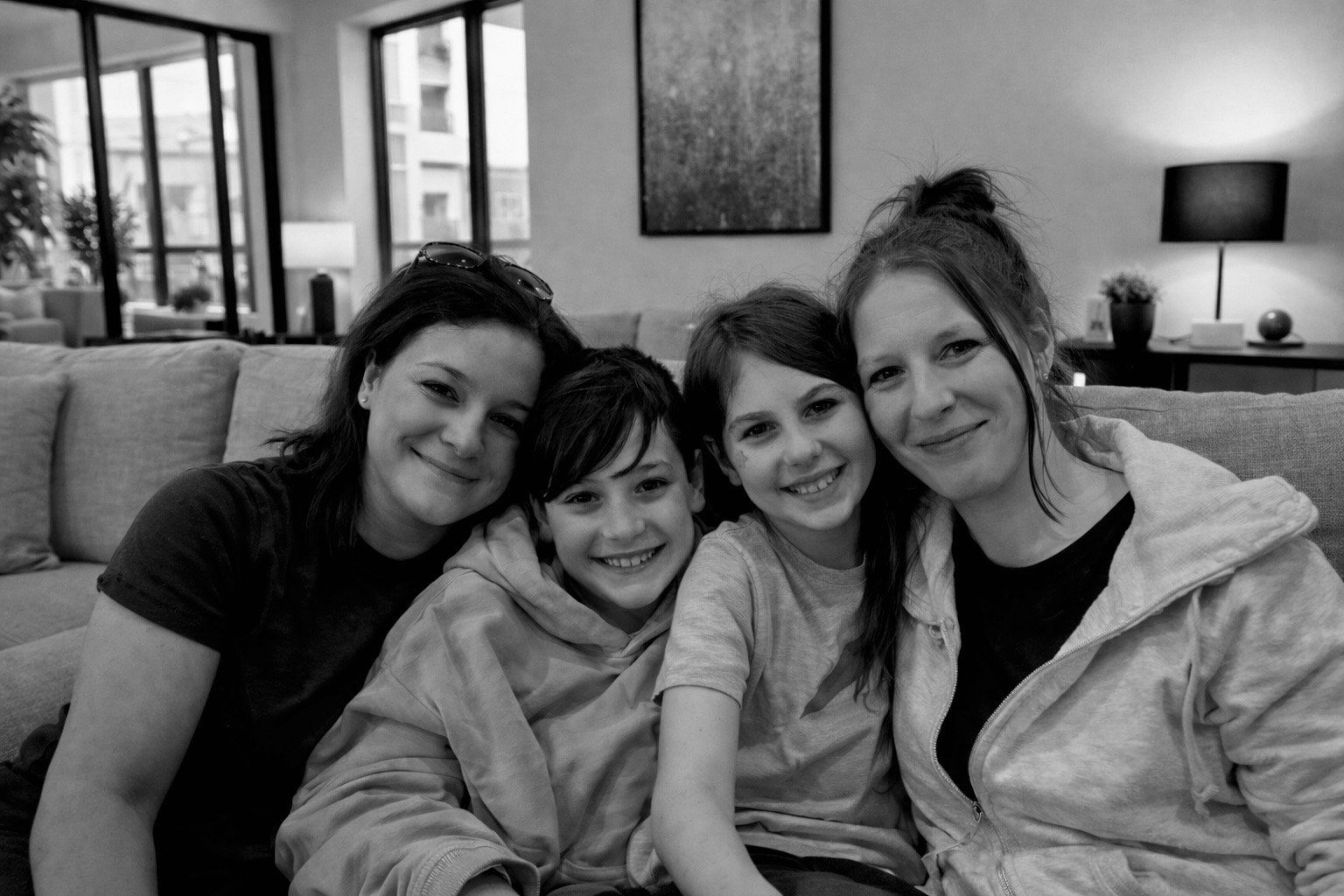 Thisthat&wax-family-living room-who are we-jen&danielle-kids-couch