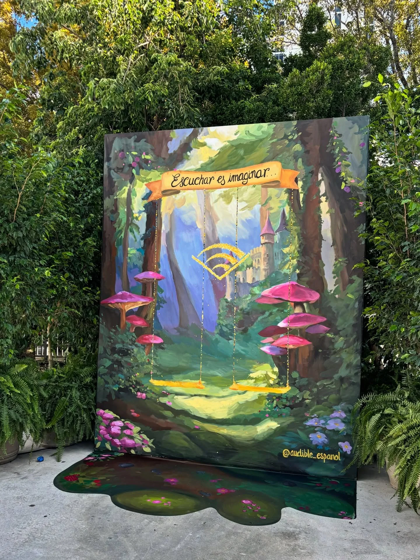 A fairytale brought to life for an @audible_espanol event with @iheartradio ✨

This 8 ft &times; 5 ft photo backdrop was painted on canvas and extended with a custom floor vinyl to create a fully immersive space. "To listen is to imagine" 
