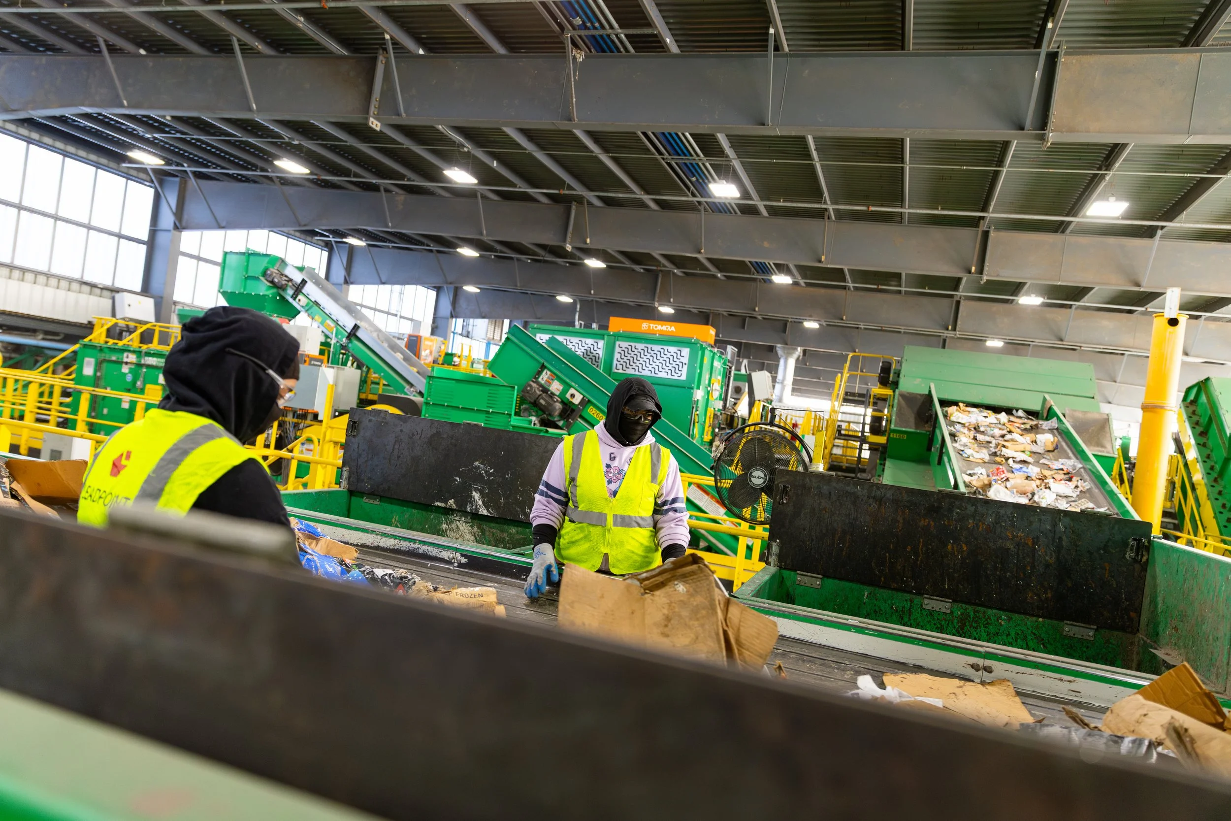 20251027-aaw-trash-facility-tour-020.jpg