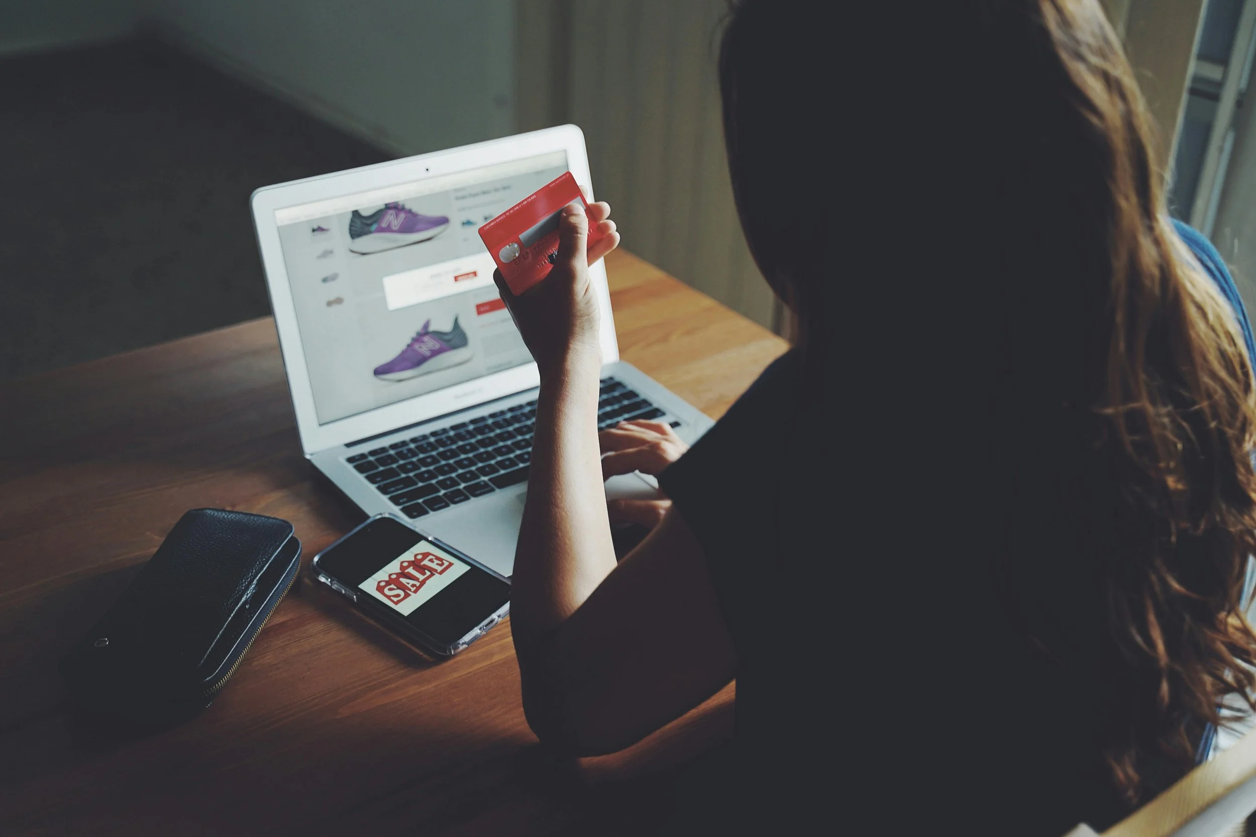 Identifying and Exploring Themes in Visual Storytelling and Design