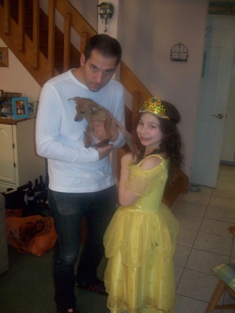 Behind the scenes of "Puppy Love" film.