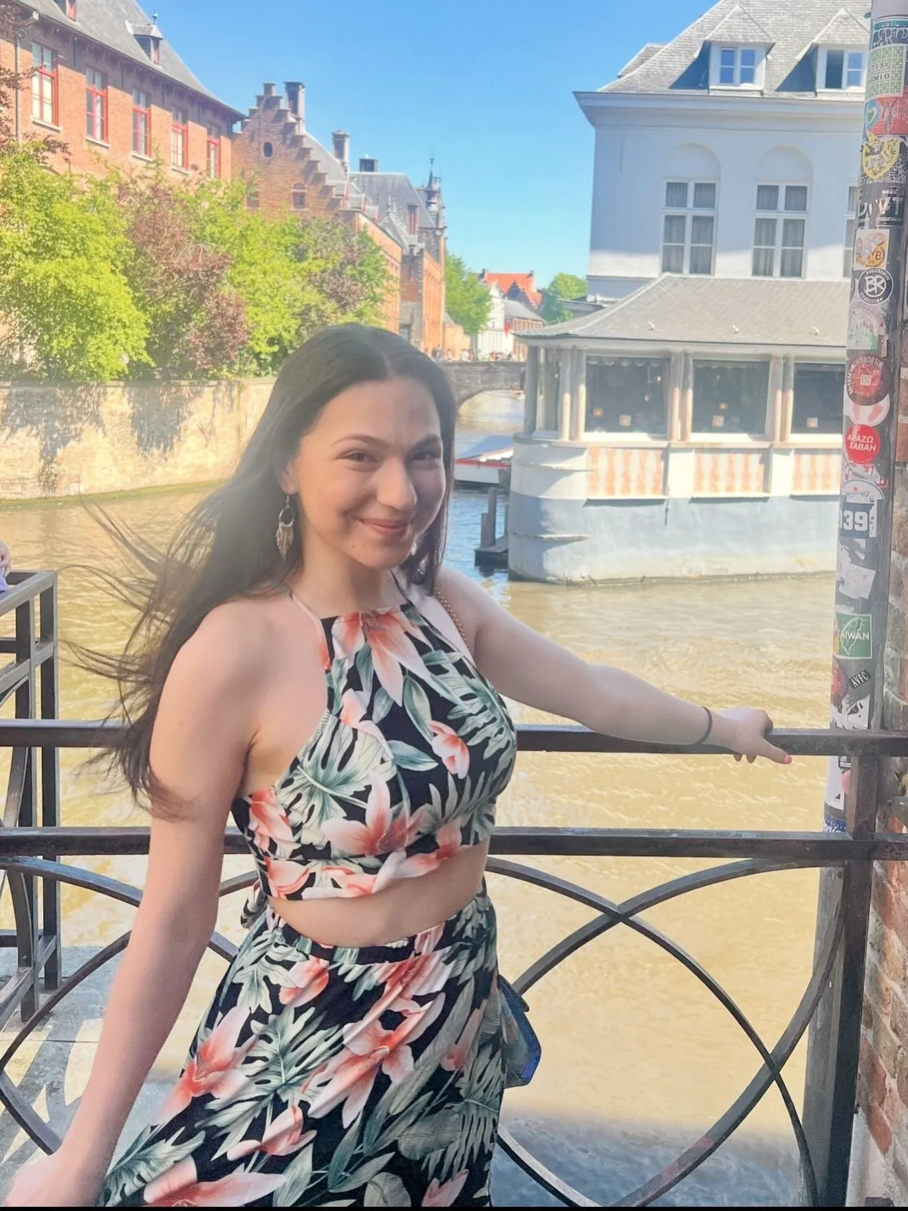 No words can truly encapsulate how much 2025 has meant to me, but hopefully my pictures can :) So much to be grateful for. 2026, here we goooo ✨💙