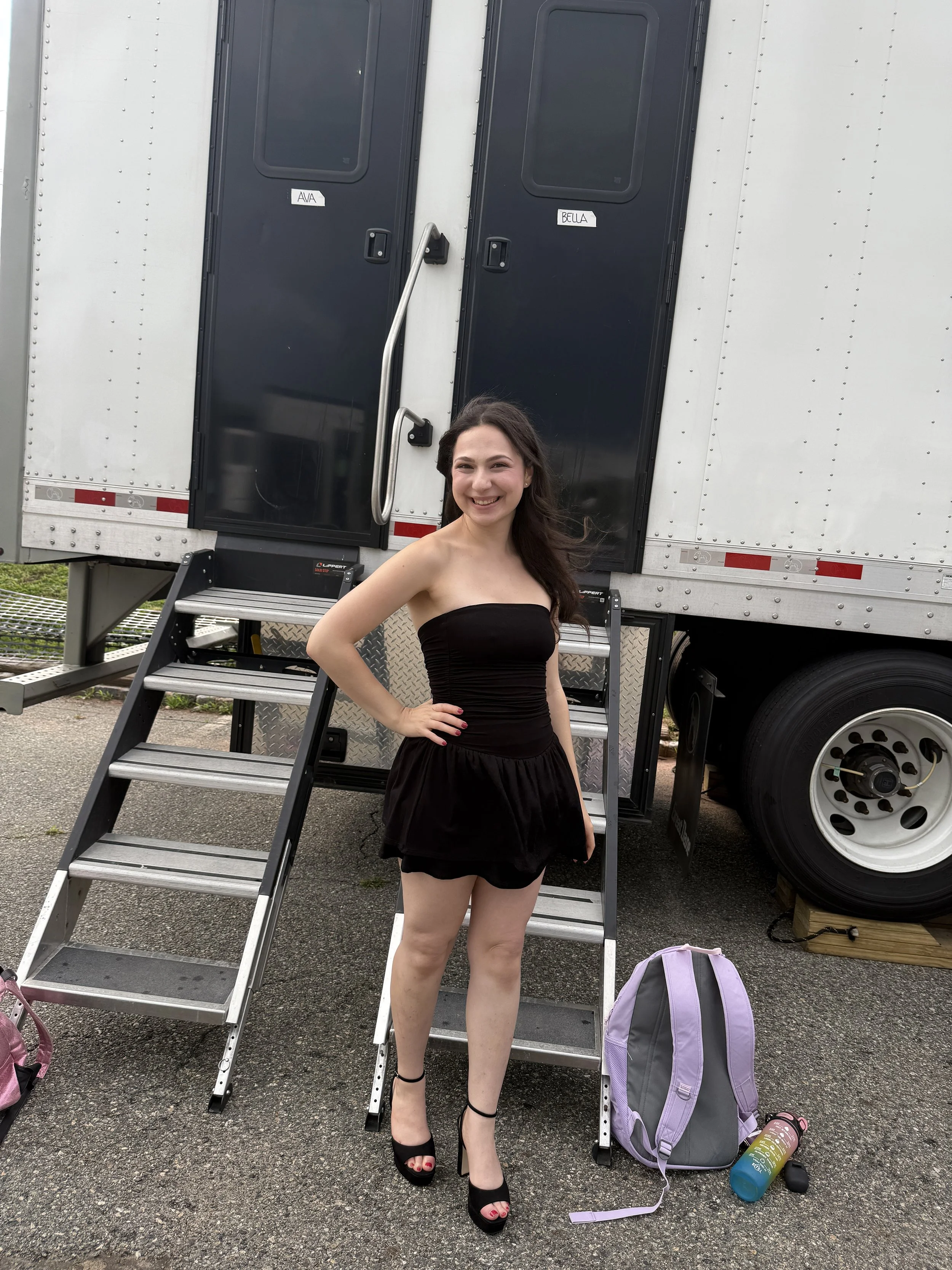 My trailer for ROOMMATES.