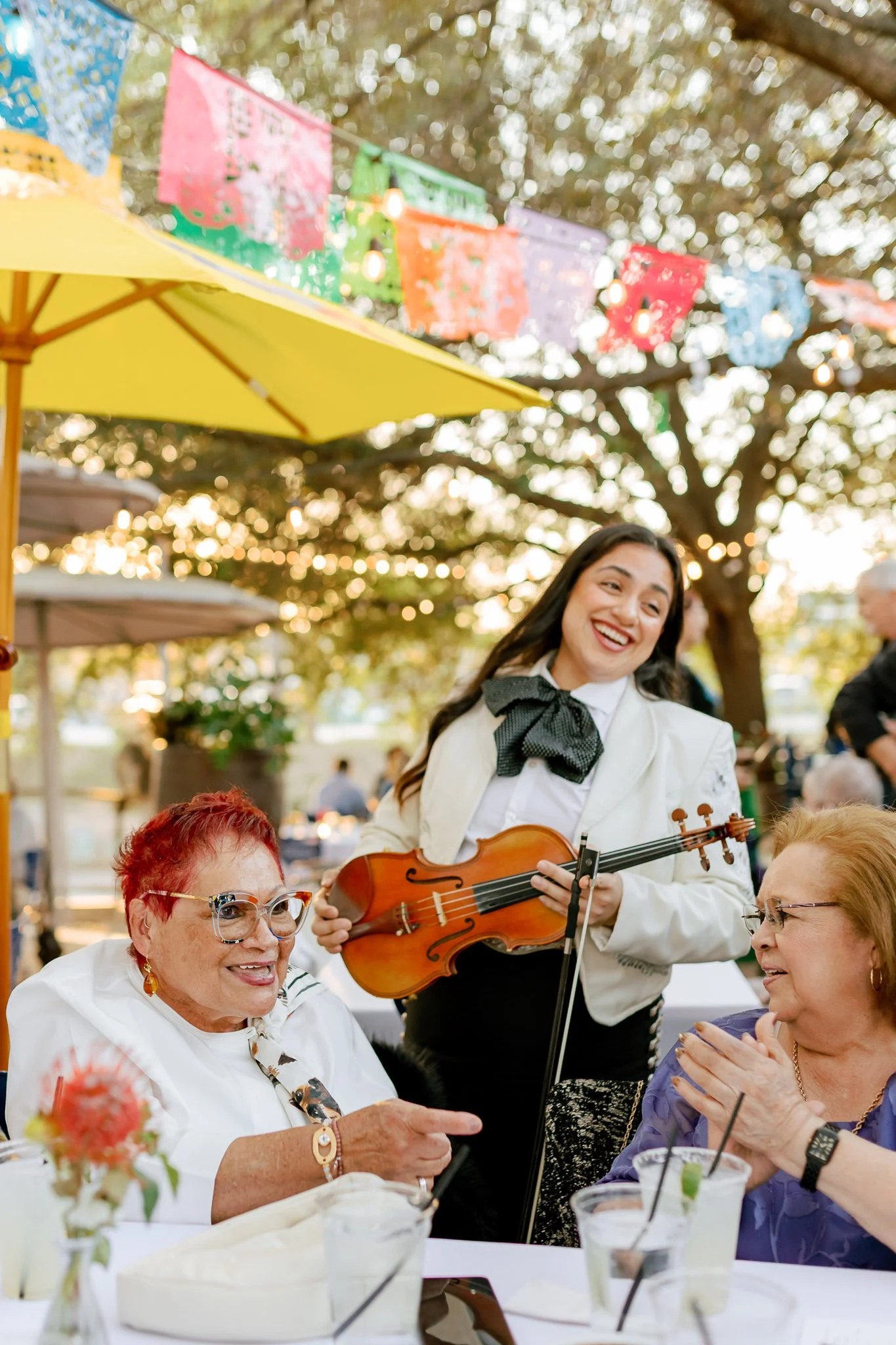 la-gloria-pearl-rehearsal-dinner-mariachi-guest--30.jpg