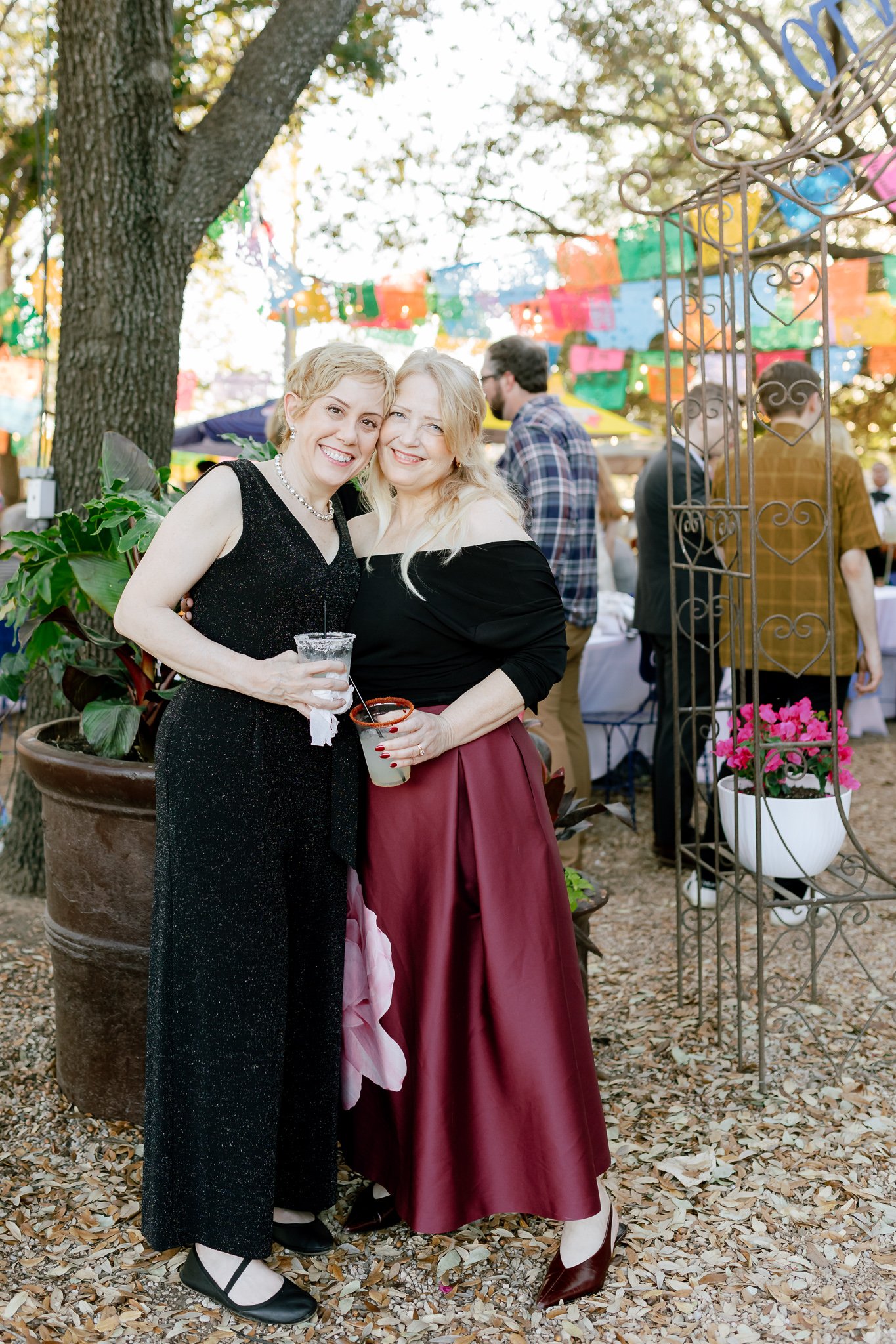 la-gloria-pearl-rehearsal-dinner-guest-smiling--17.jpg