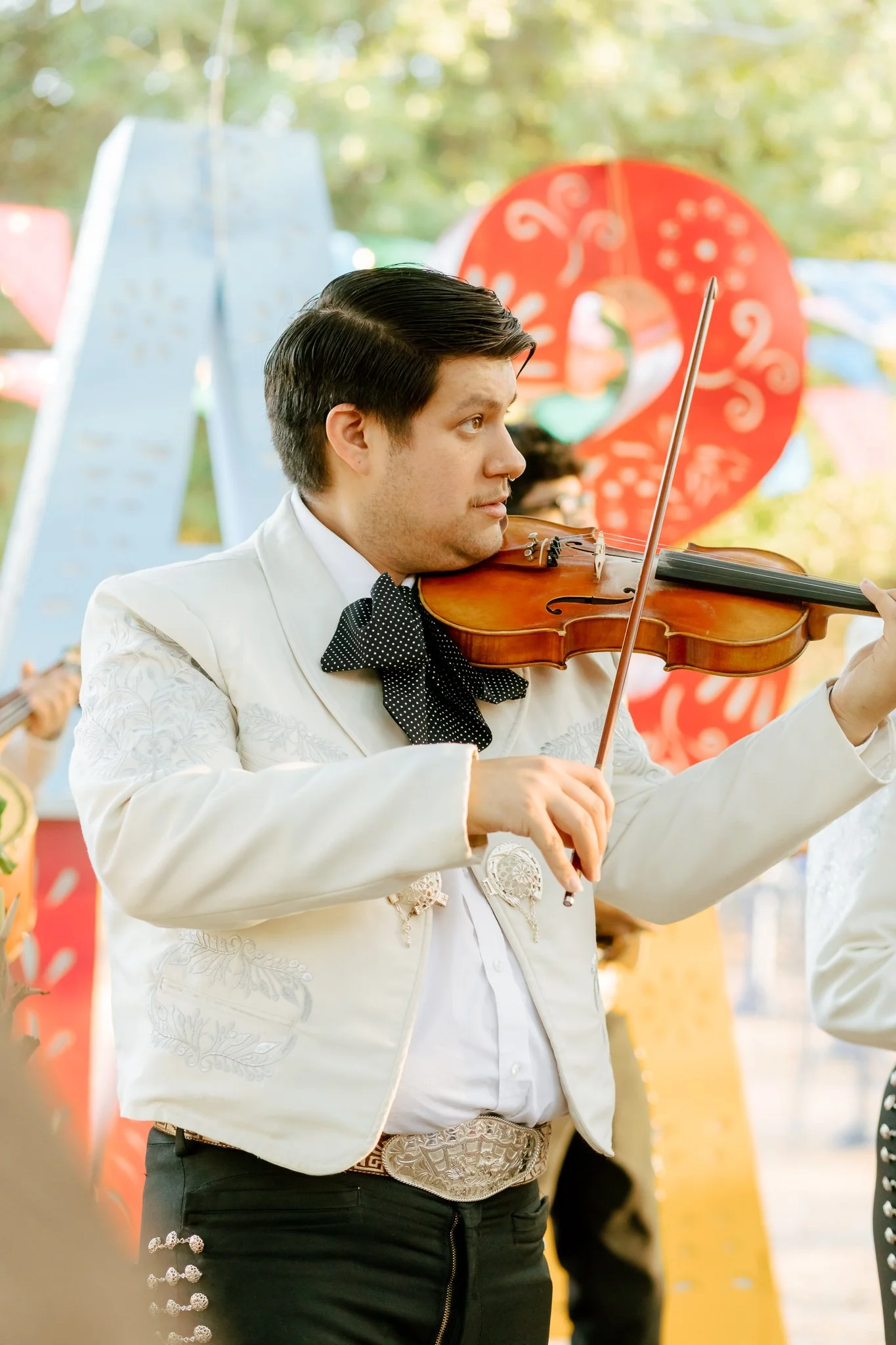 la-gloria-pearl-rehearsal-dinner-mariachi--24.jpg