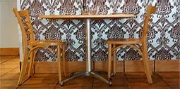 cafe-table-sample.jpg