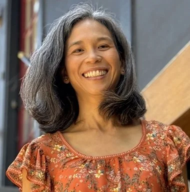 Depth and mindfulness therapist that treats anxiety, depression, life transitions, complex trauma and relationship issues.