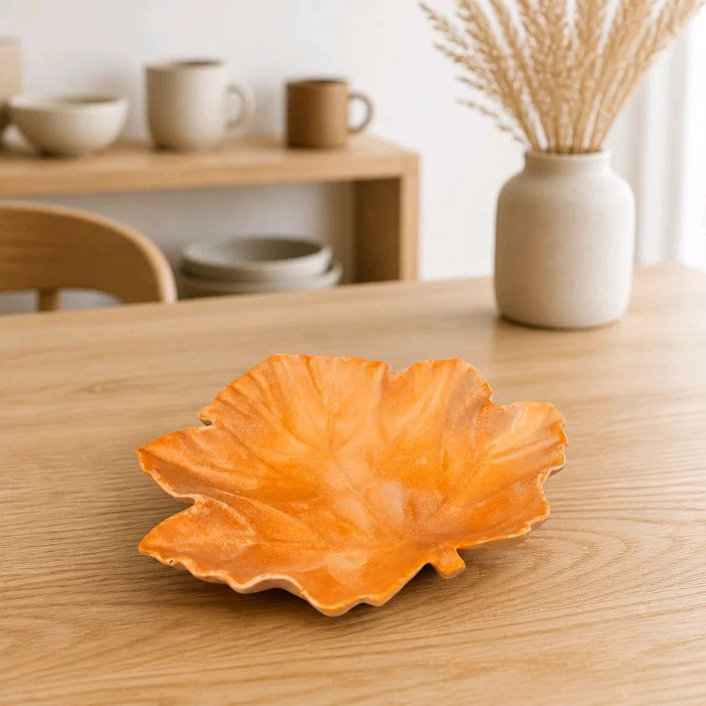 Elegant Leaf Tray