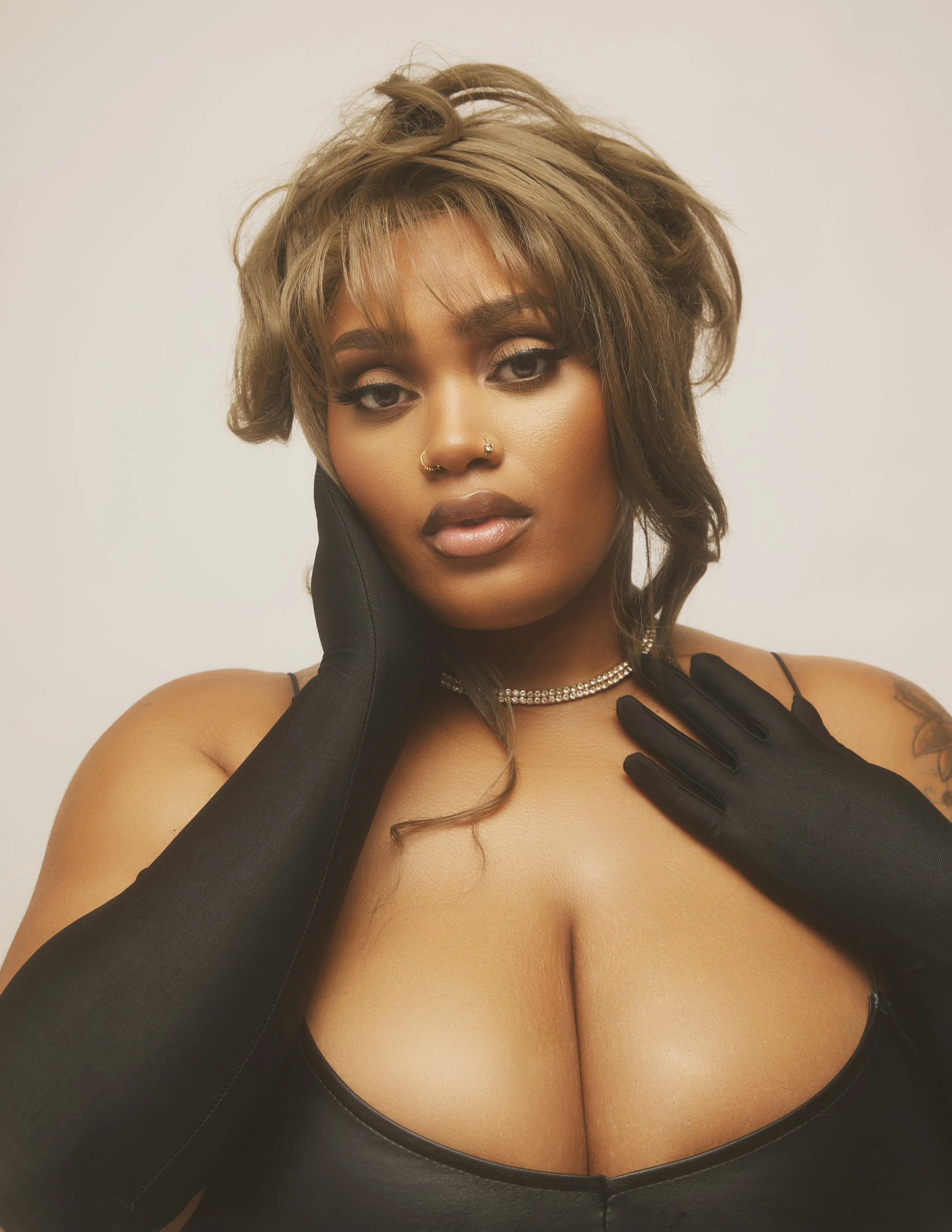 Shae & Friends I0501b copy.jpeg