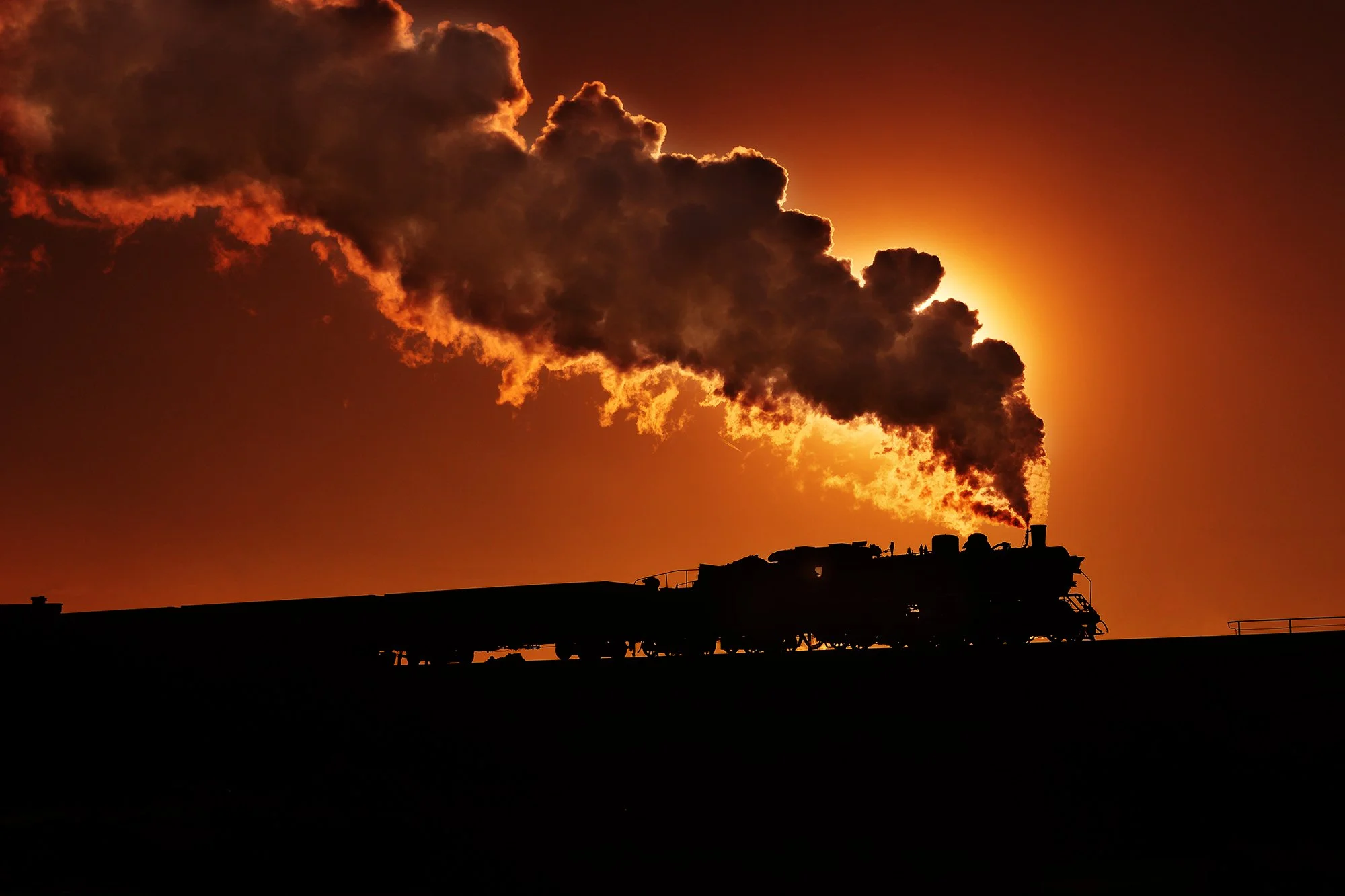  2016年12月3日，平莊煤礦發生重大瓦斯爆炸事故，次日礦用的蒸汽機車全部停駛。攝於2014年1月。 