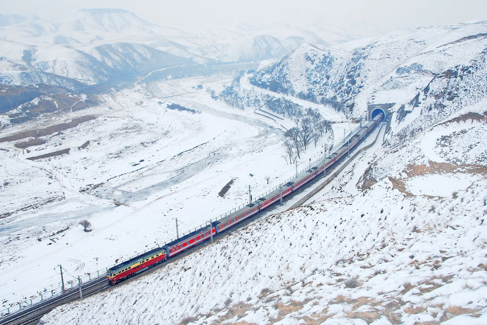 京綏鐵路孤山-堡子灣區間