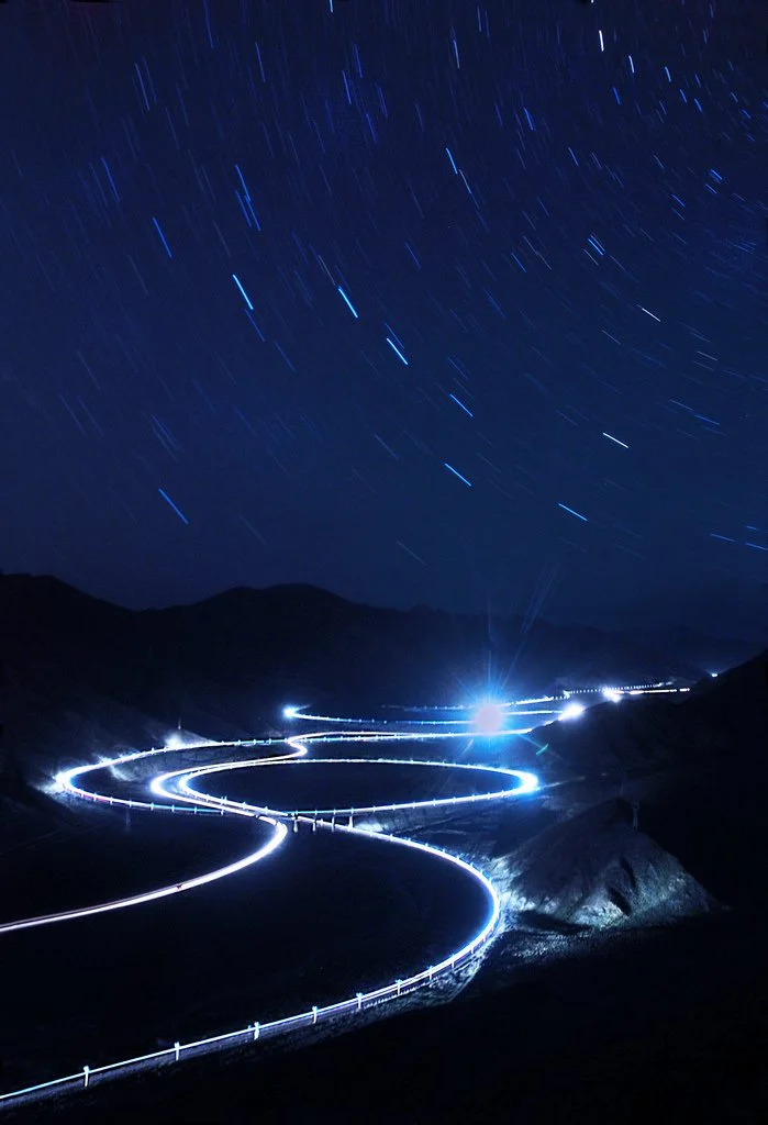 北京王嵬《今夜无眠——青藏铁路关角段》.jpg