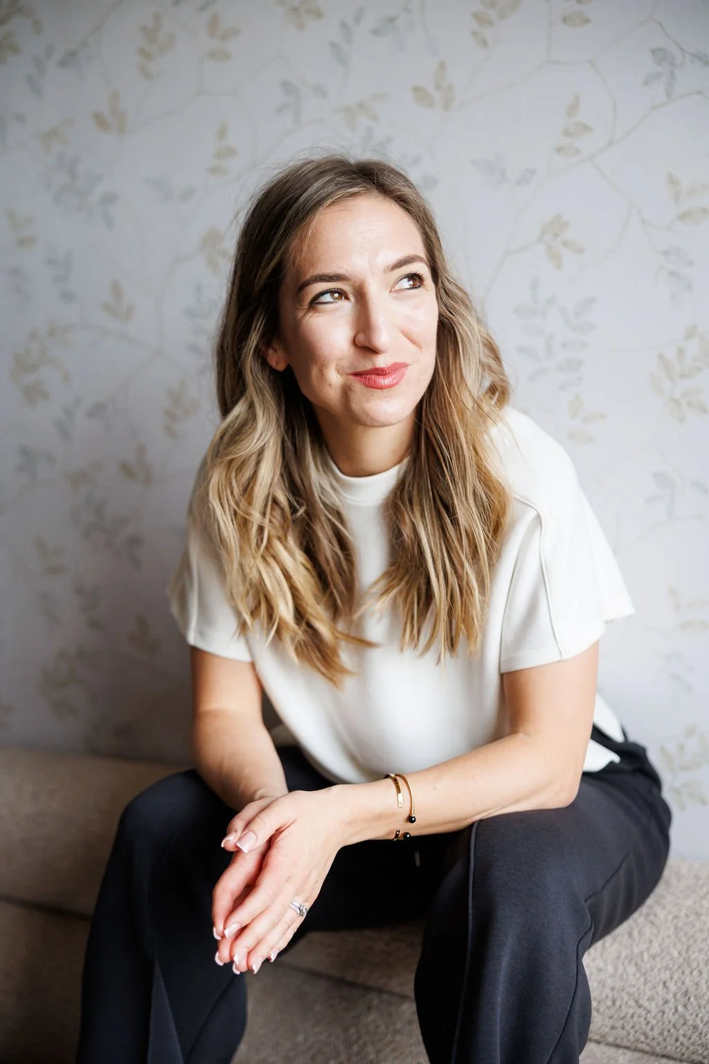 With over 20 years of experience, Ashlee Klevens Hayes equips leaders and teams with clarity systems that improve alignment and performance.