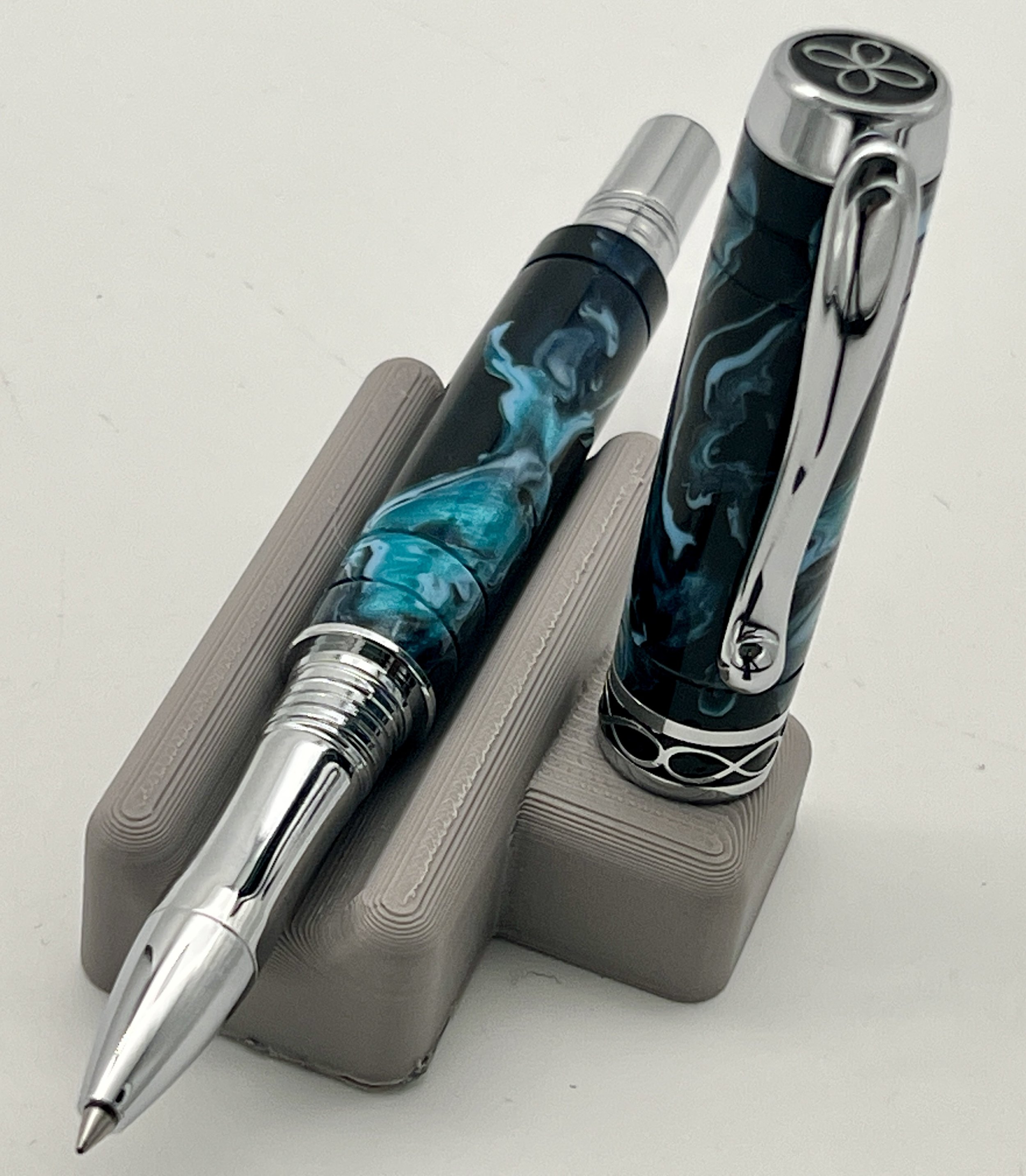 Infinity Vivid Abyss Rollerball Pen