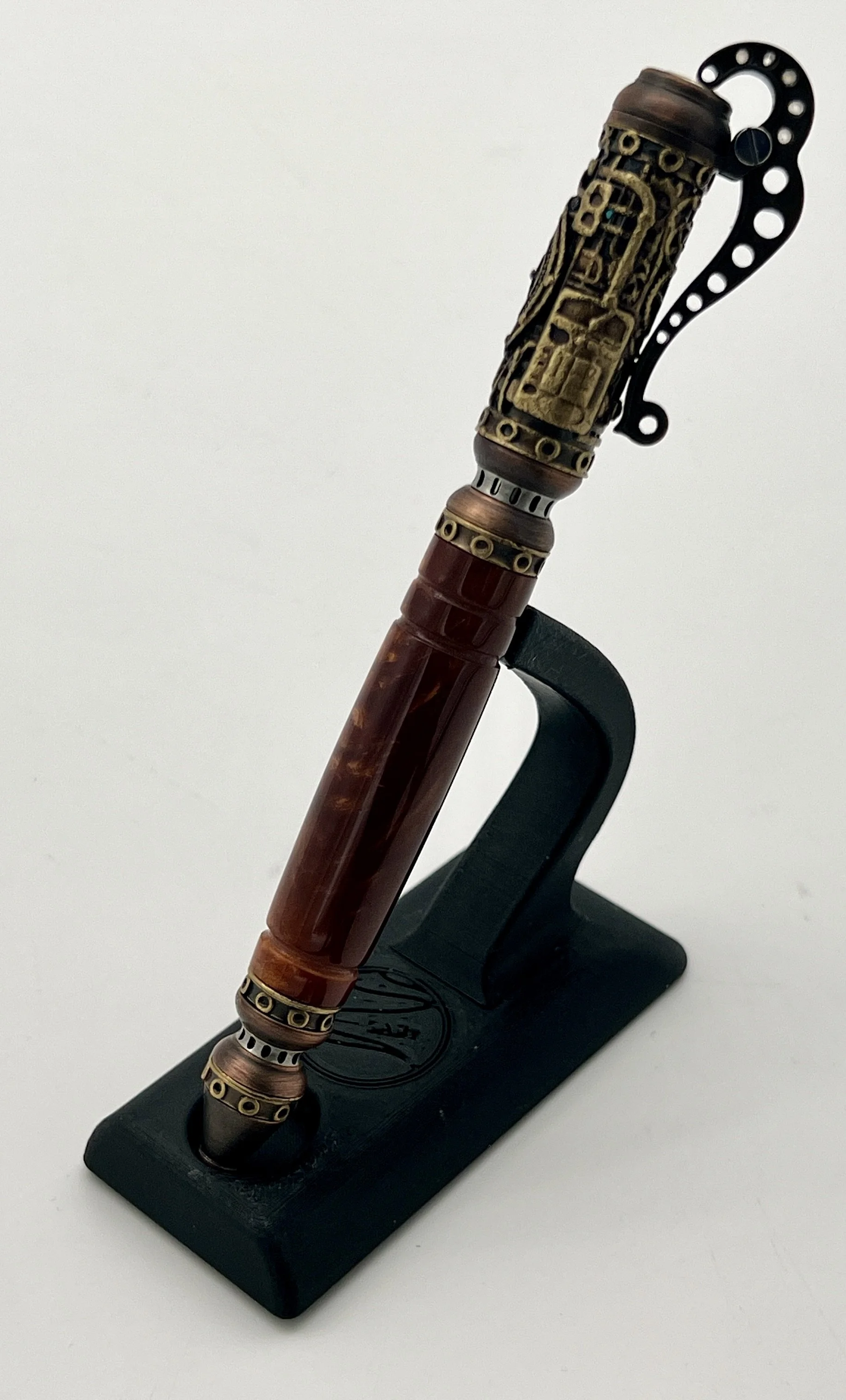 Steampunk Elegance: Handcrafted Pump Action Pen