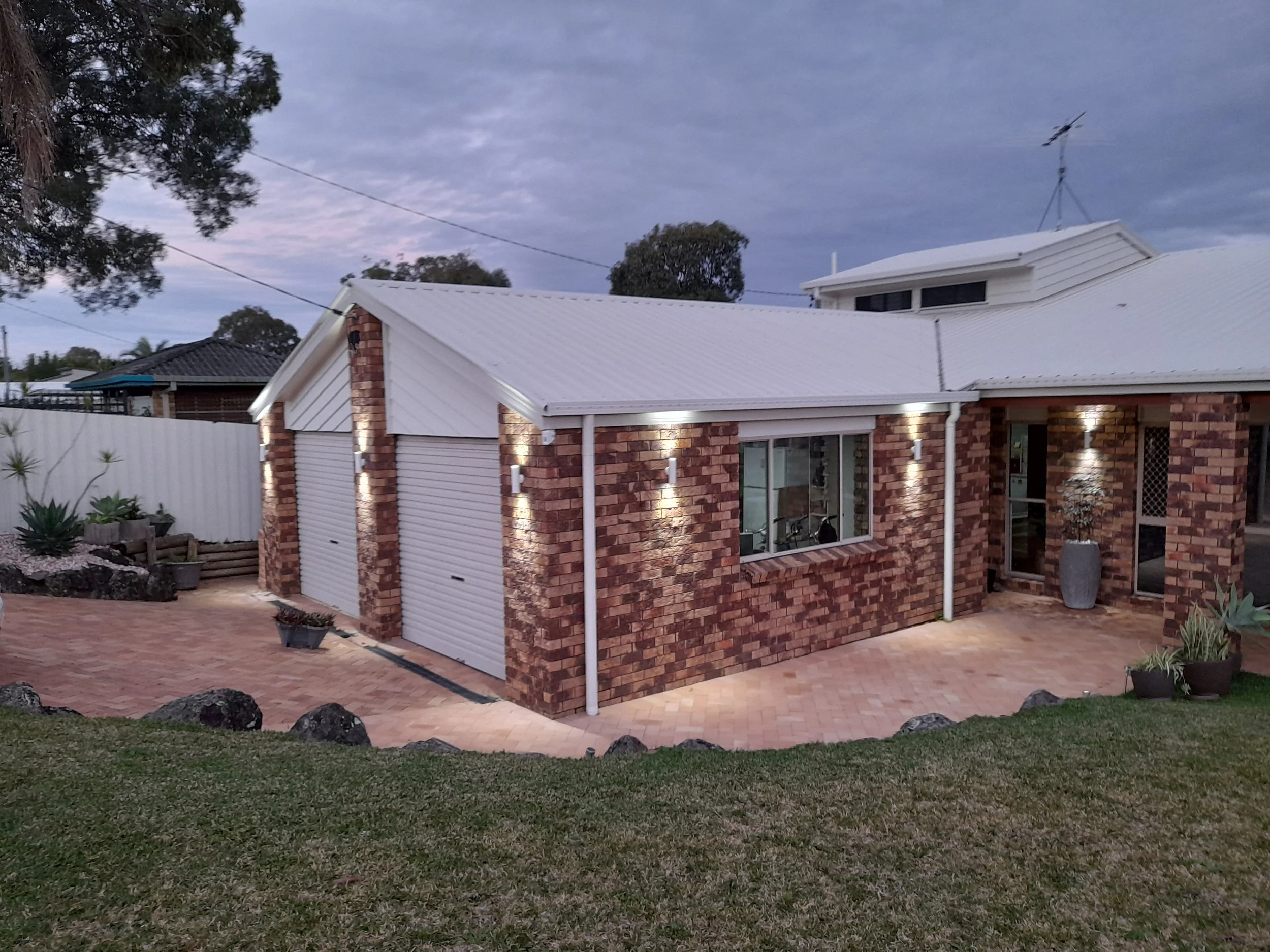 Brisbane Lighting Professionals Electrician