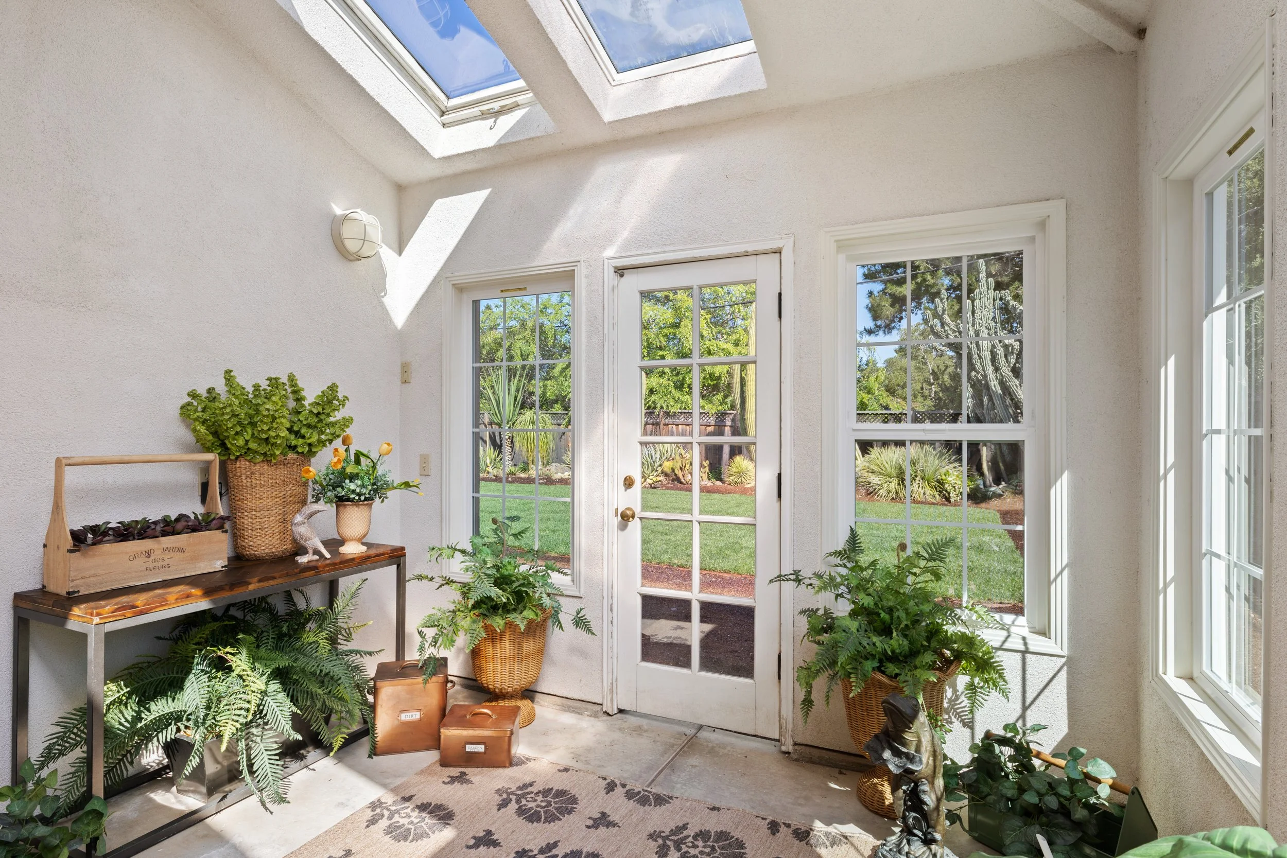 15-Hawthorne_Matt_Anello-15-MLS.jpg