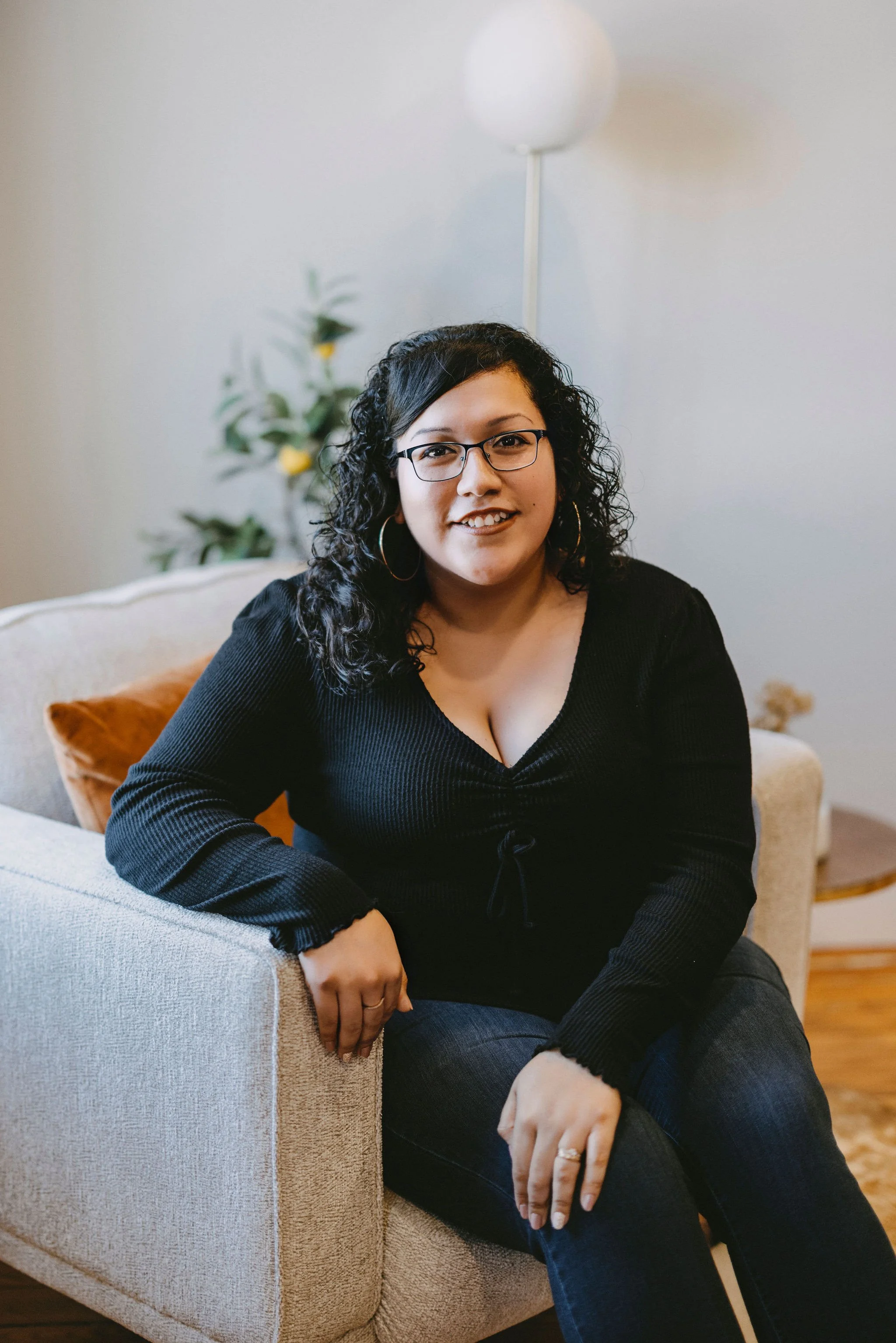 Therapist sitting in a couch chair