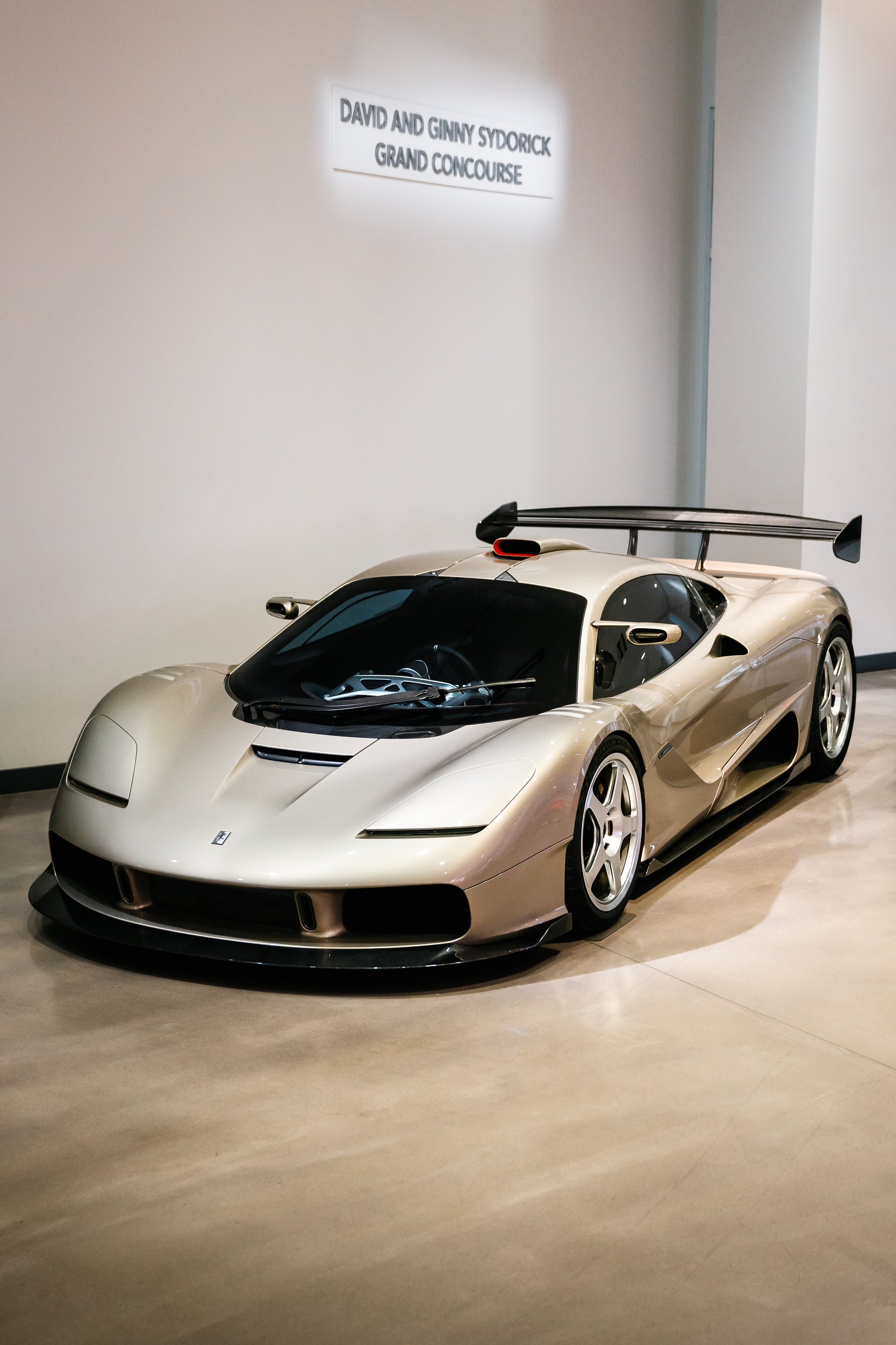 Petersen GMA S1 LM front angle.jpg