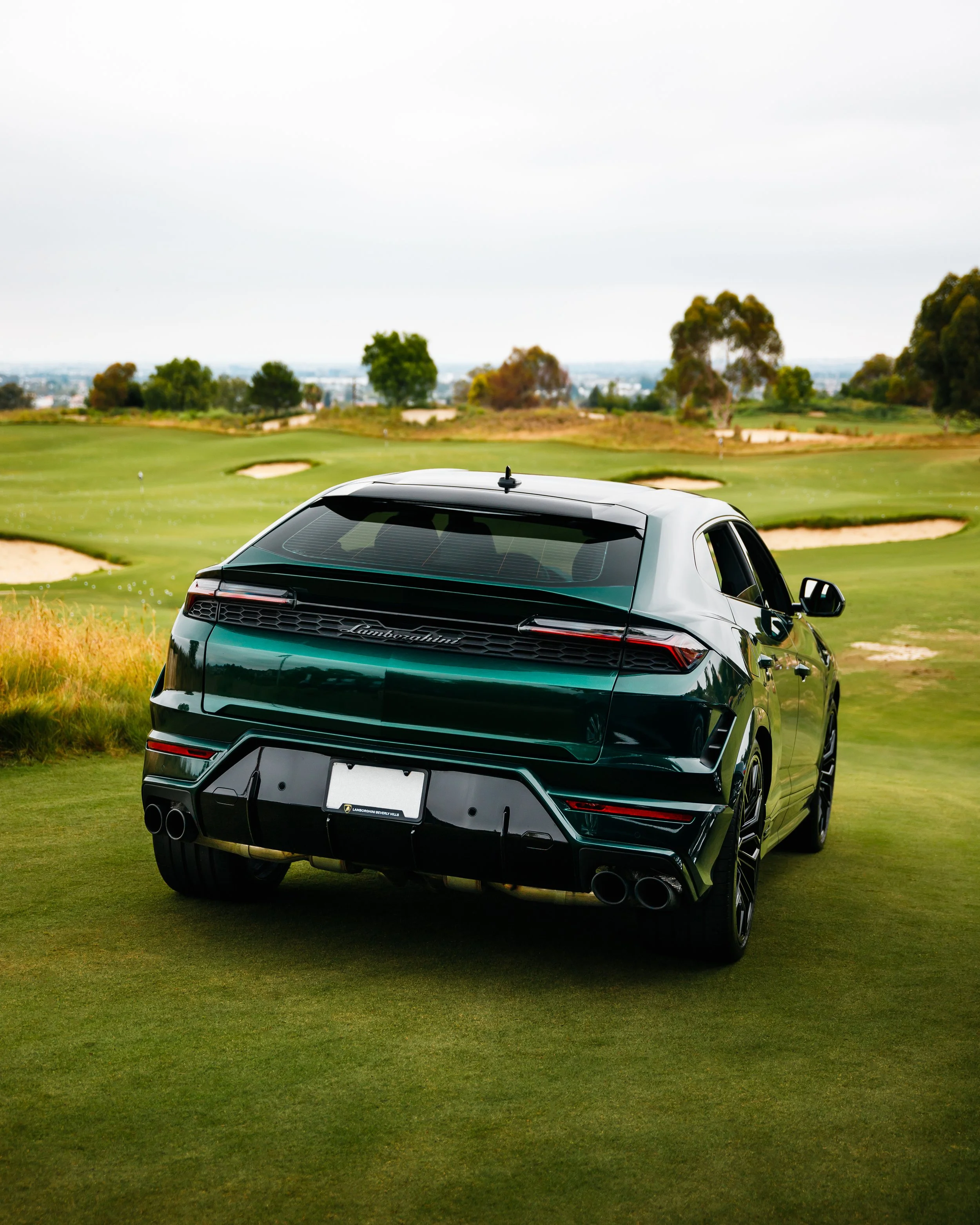 sbac green urus se.jpg